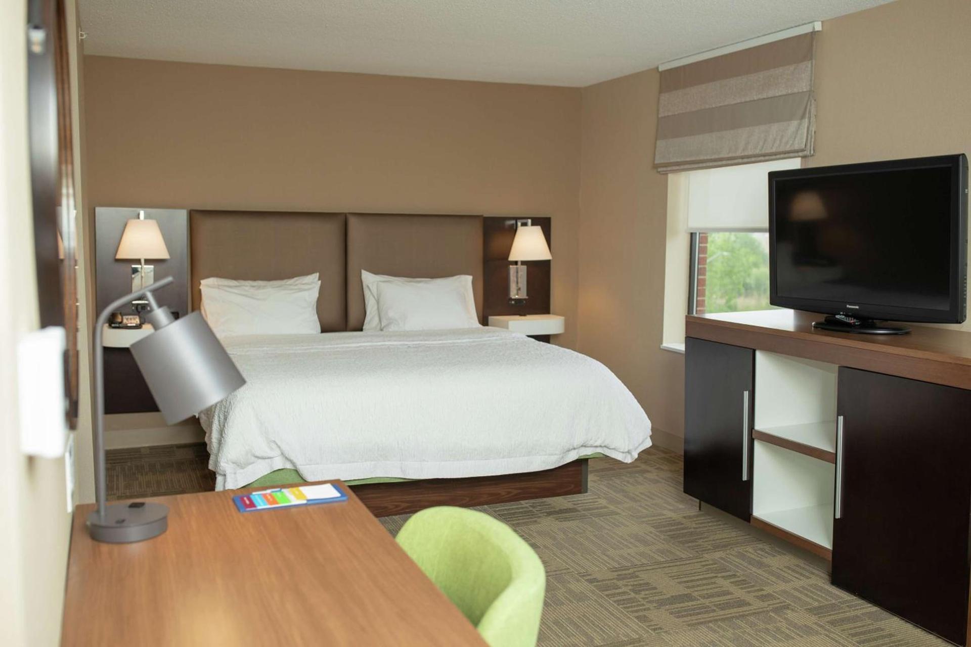 Hampton Inn Commerce/Novi photo 22