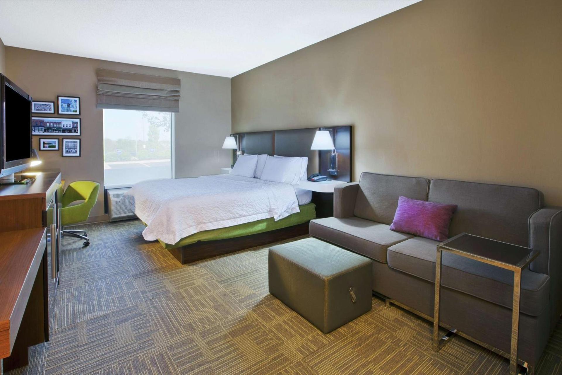 Hampton Inn Commerce/Novi photo 37