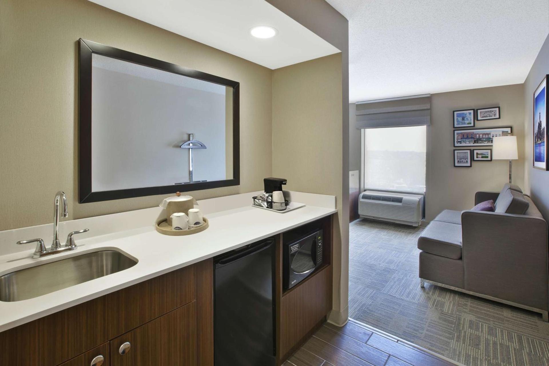 Hampton Inn Commerce/Novi photo 44