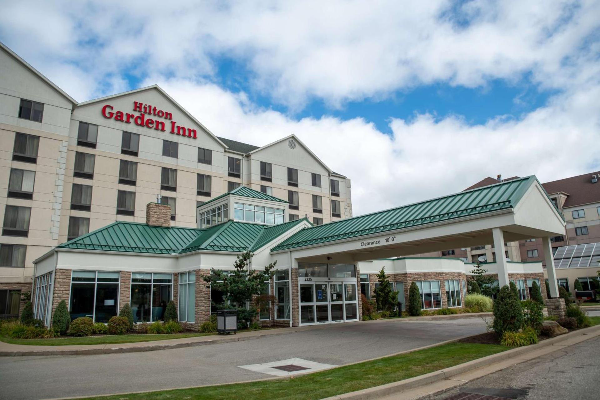 Hilton Garden Inn Erie photo 2