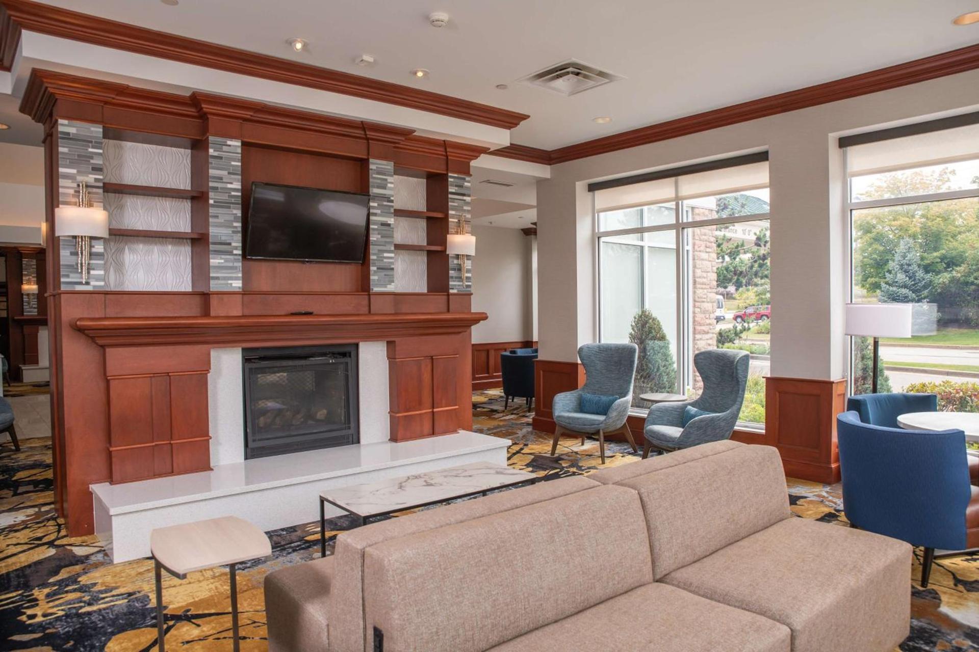 Hilton Garden Inn Erie photo 4