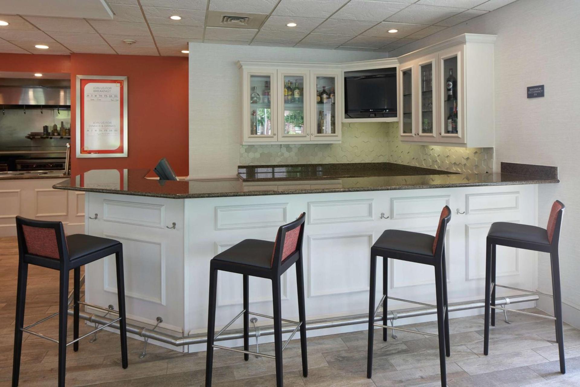 Hilton Garden Inn Evansville photo 8