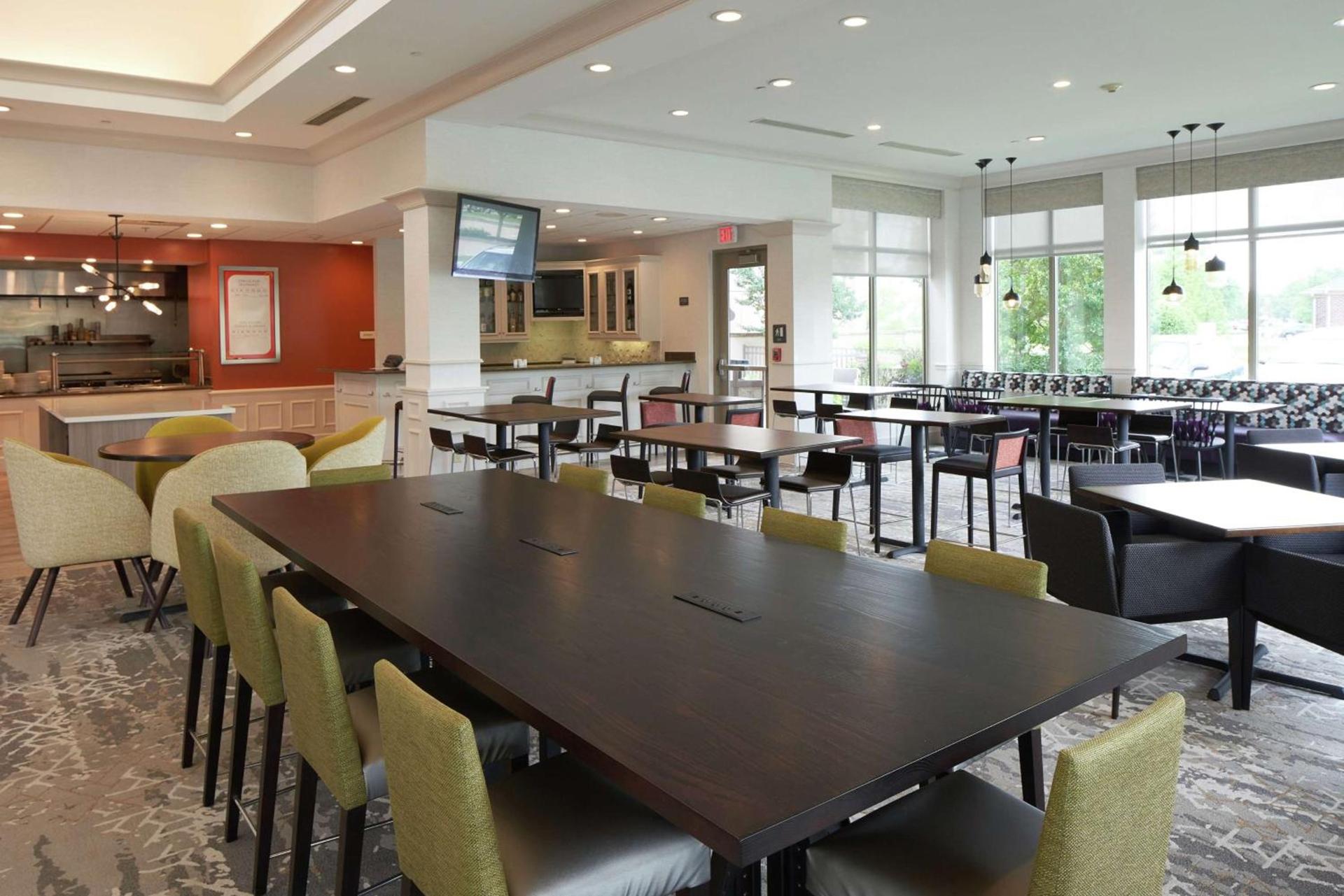 Hilton Garden Inn Evansville photo 20