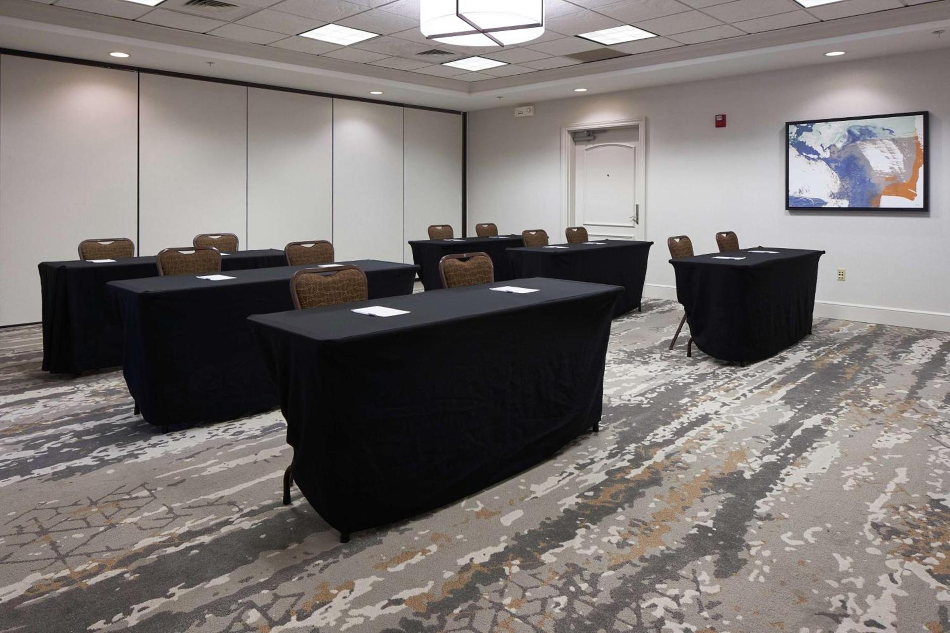 Hilton Garden Inn Evansville photo 48