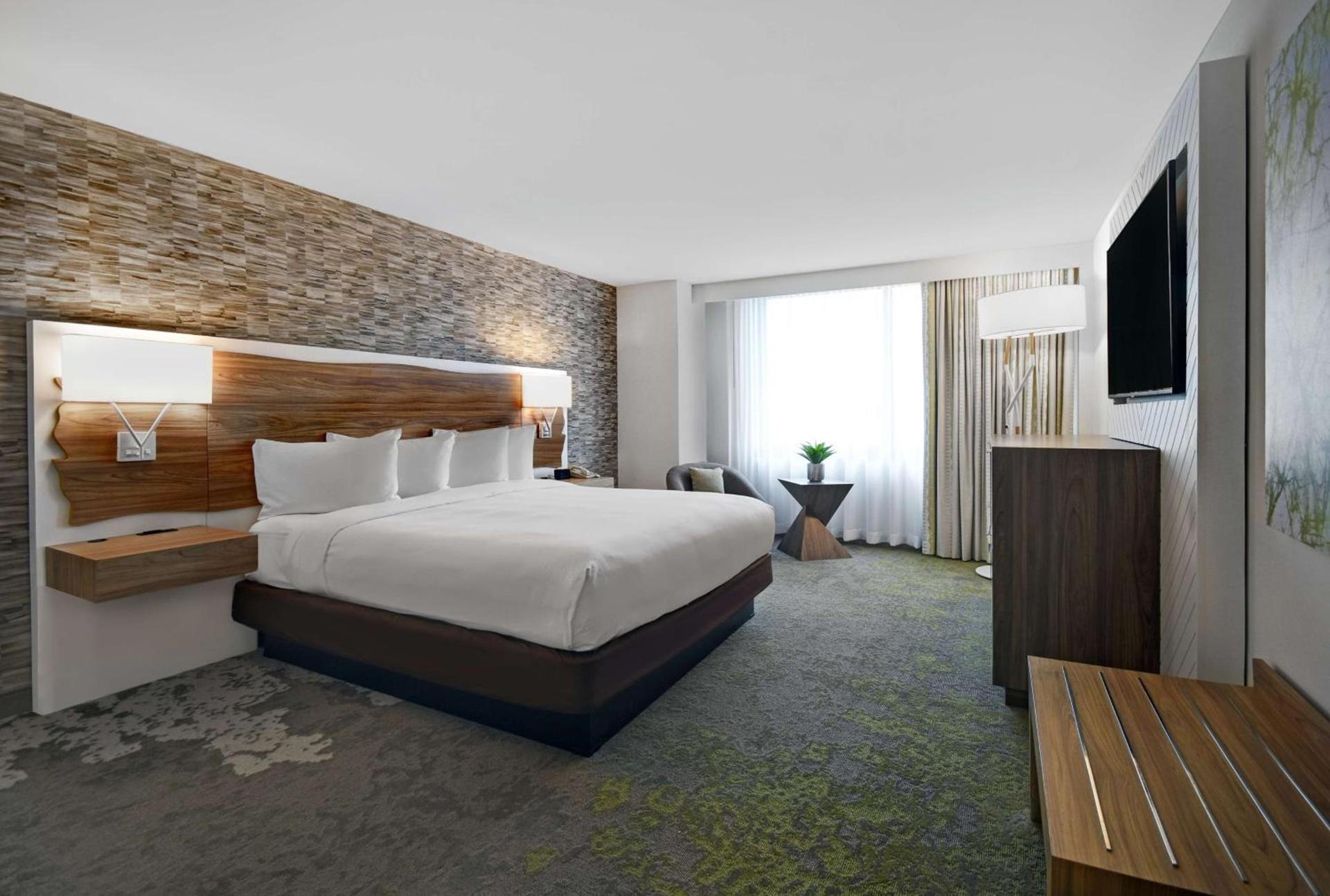 Hilton Hasbrouck Heights-Meadowlands photo 21
