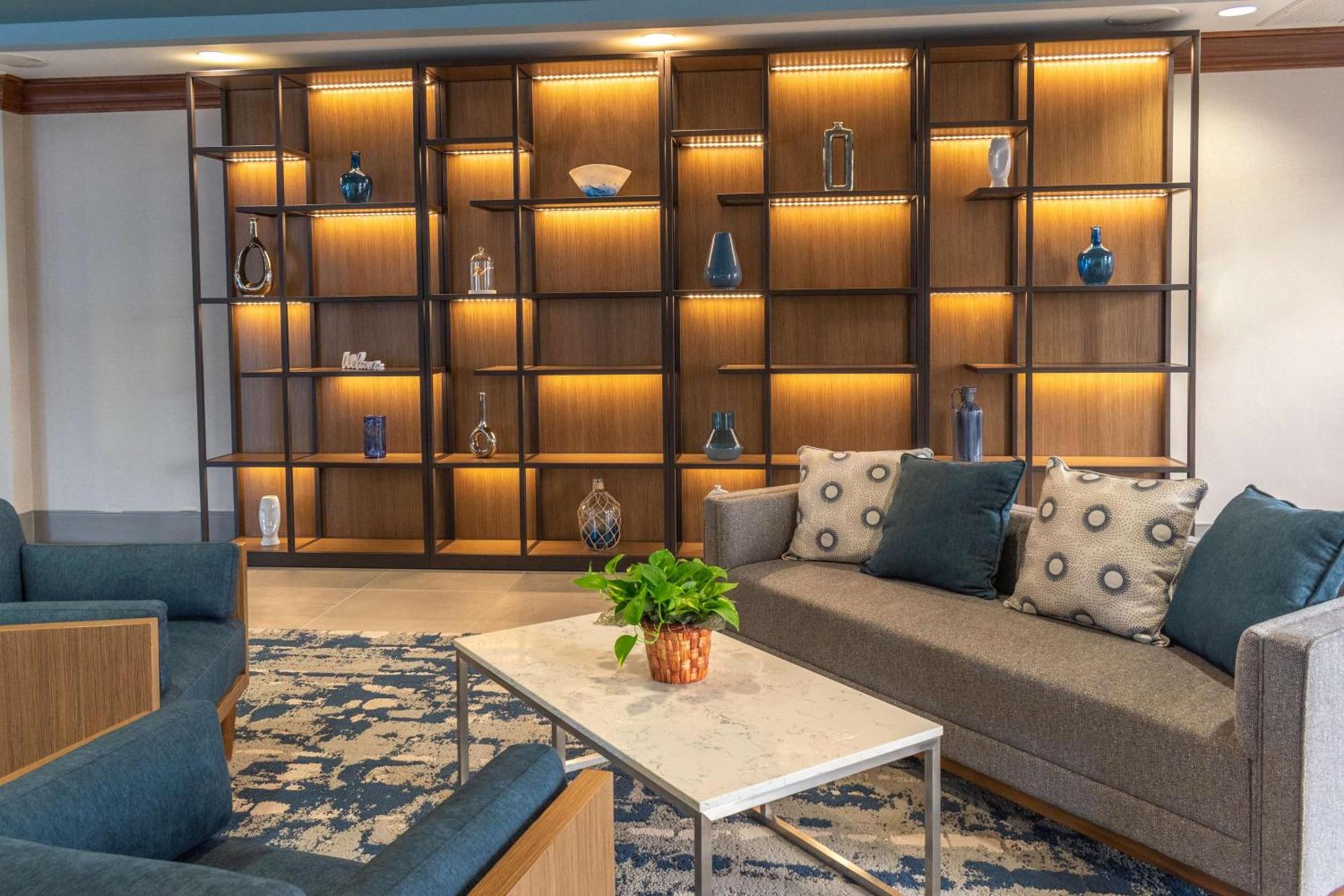 DoubleTree by Hilton New Bern - Riverfront photo 7