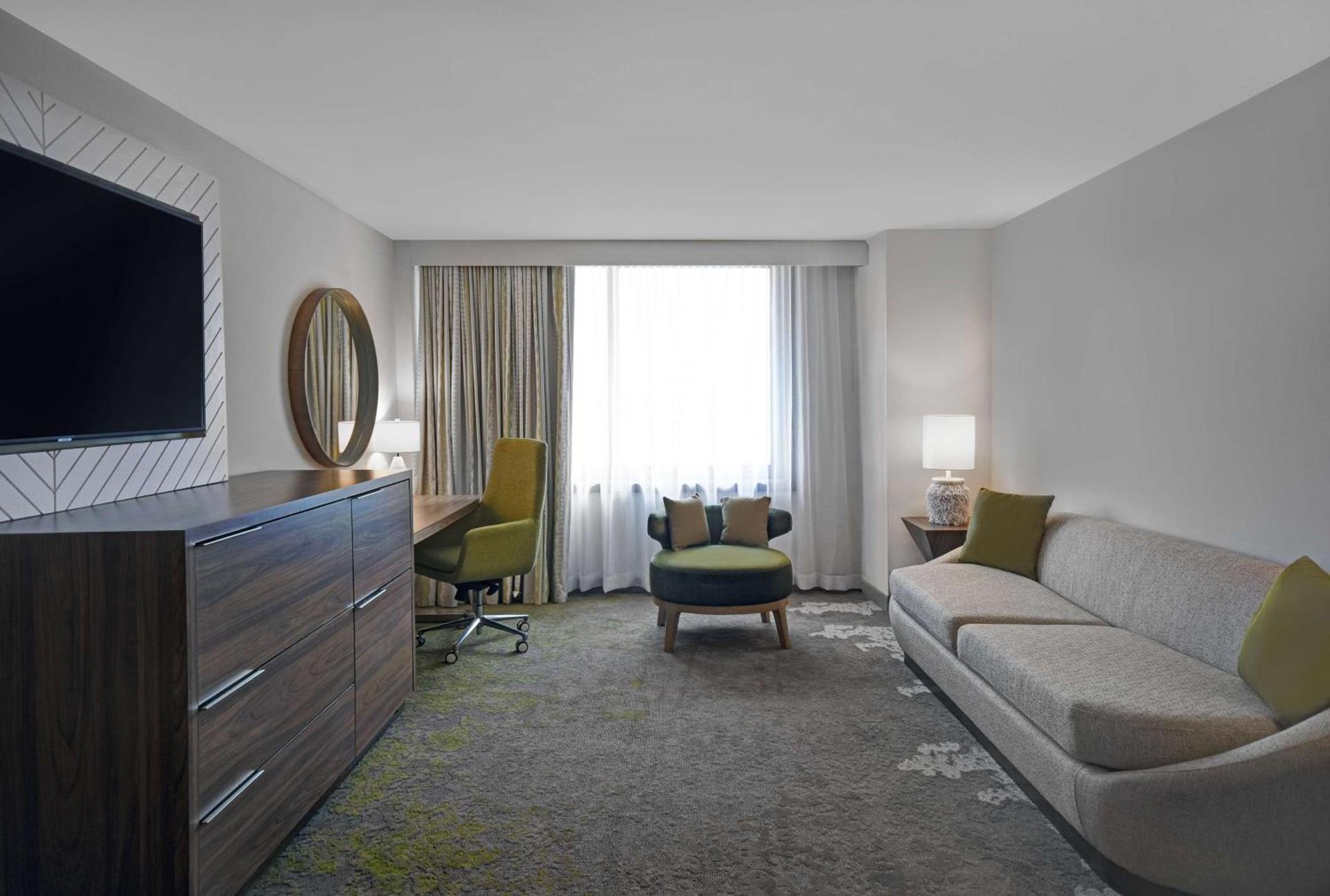 Hilton Hasbrouck Heights-Meadowlands photo 33