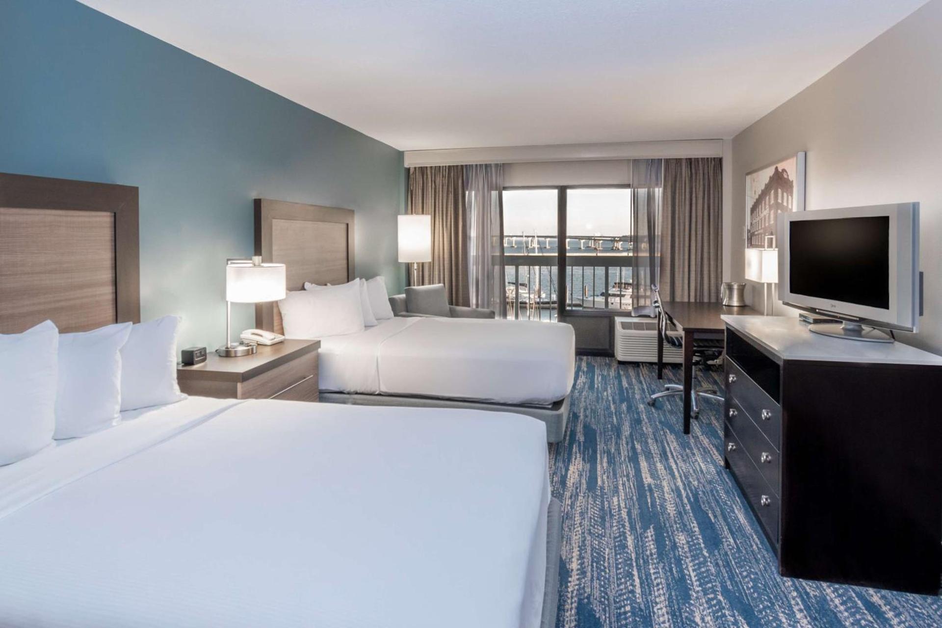 DoubleTree by Hilton New Bern - Riverfront photo 16