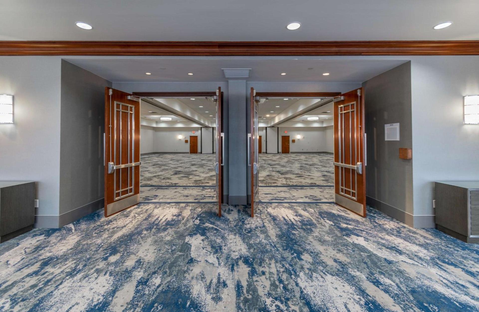 DoubleTree by Hilton New Bern - Riverfront photo 17