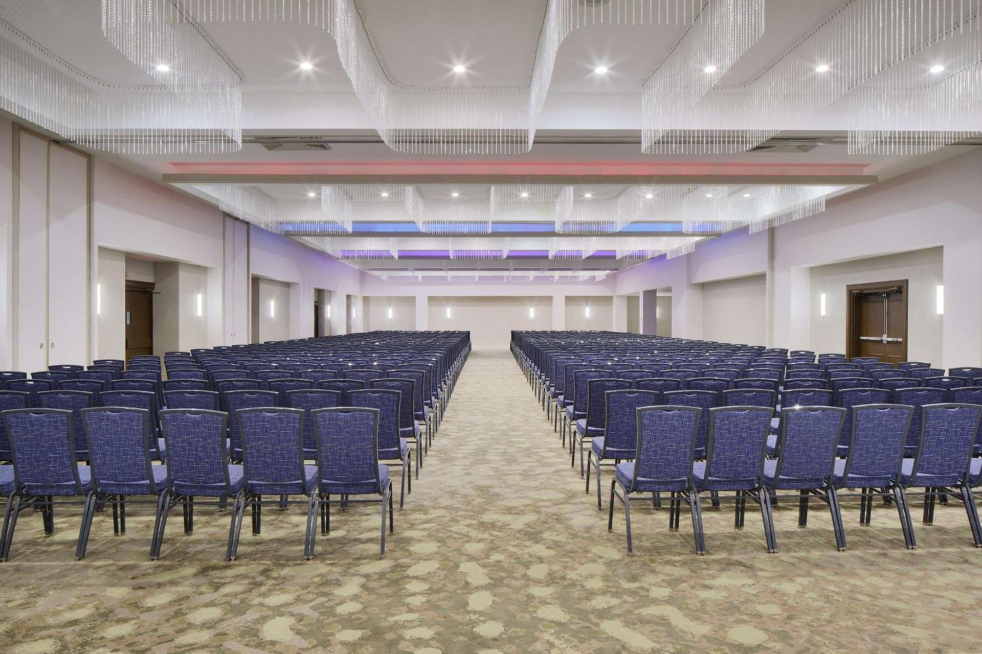 Hilton Hasbrouck Heights-Meadowlands photo 42