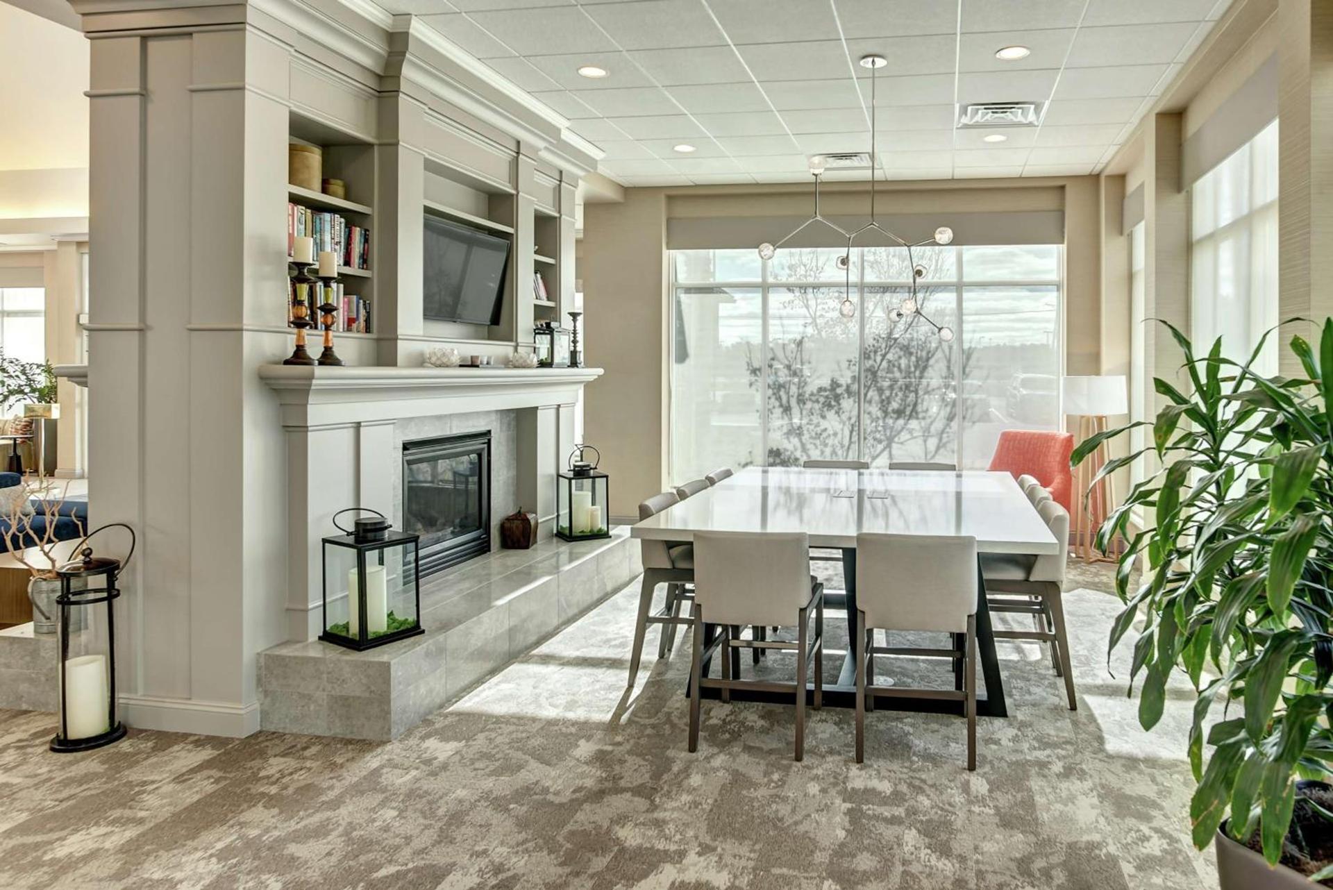 Hilton Garden Inn Lakewood photo 11