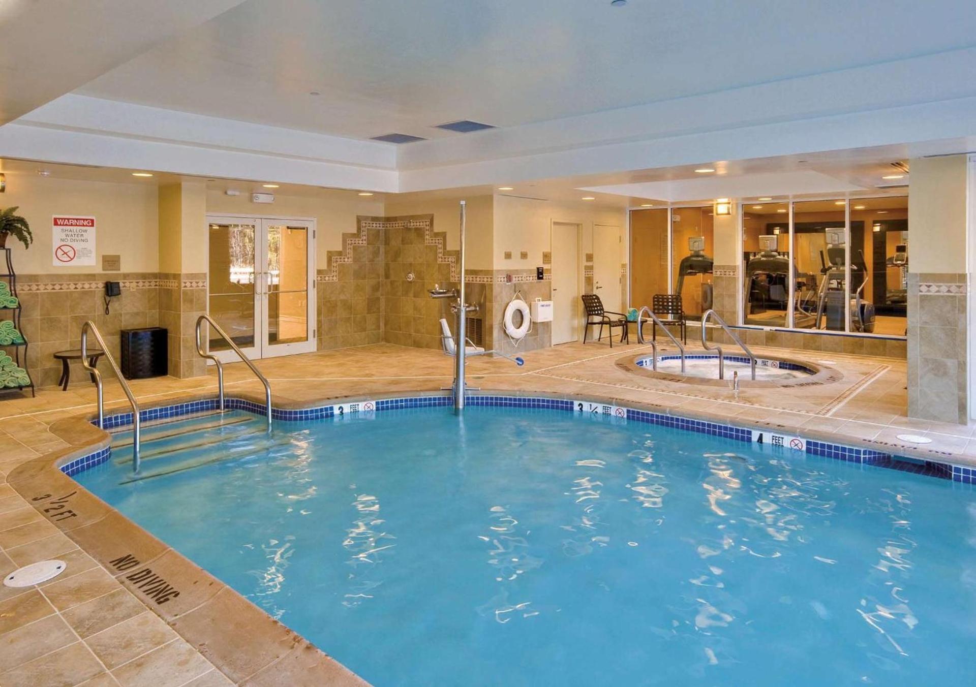 Hilton Garden Inn Lakewood photo 14