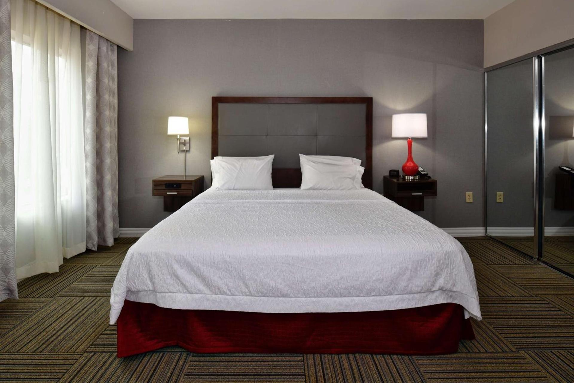 Hampton Inn & Suites Fredericksburg photo 23