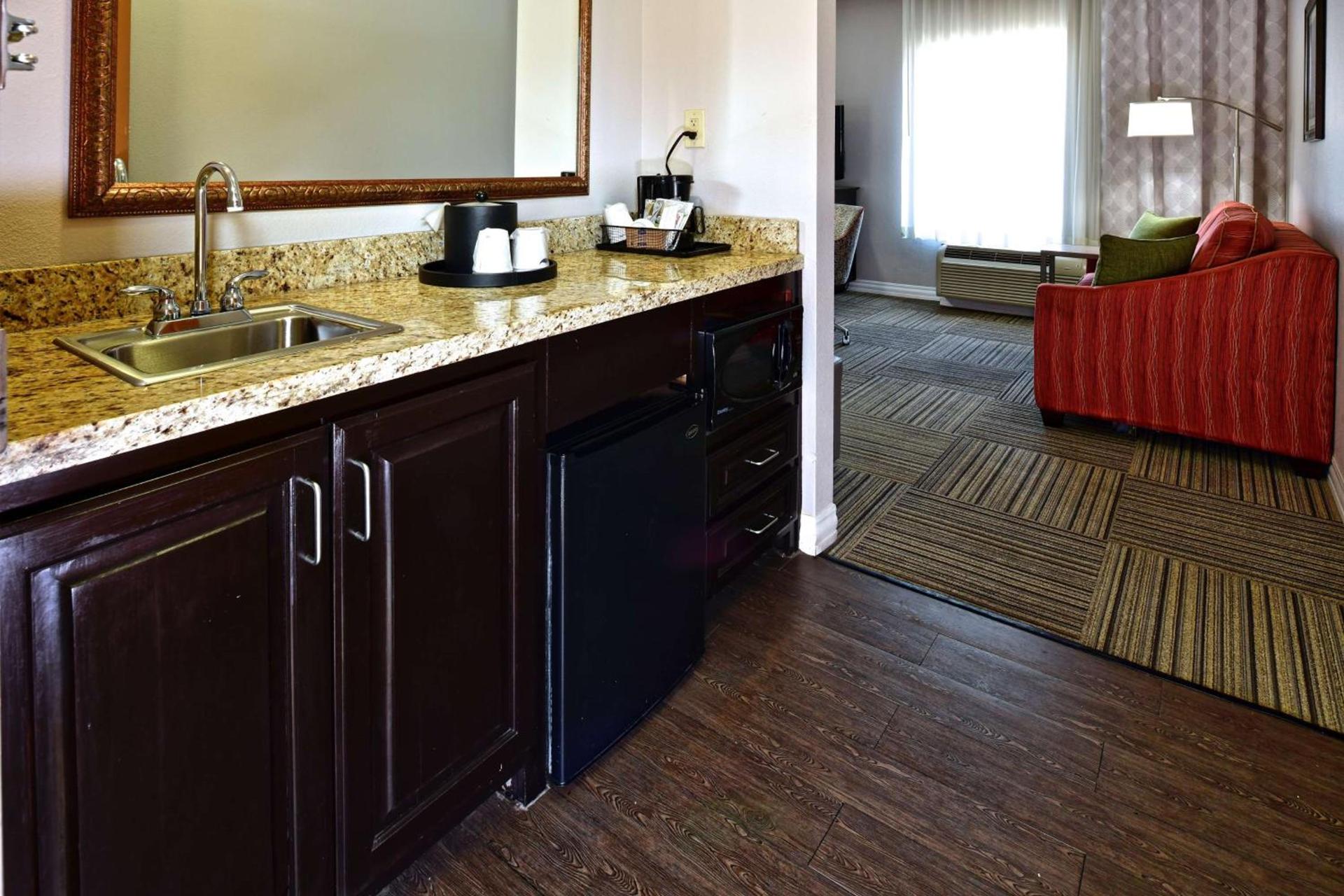 Hampton Inn & Suites Fredericksburg photo 30