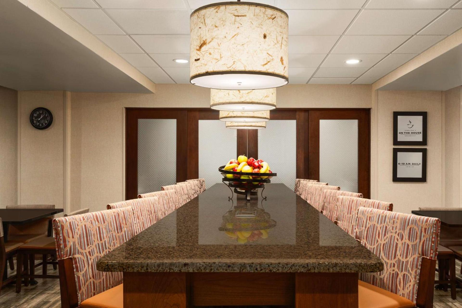 Hampton Inn by Hilton Fort Smith photo 8