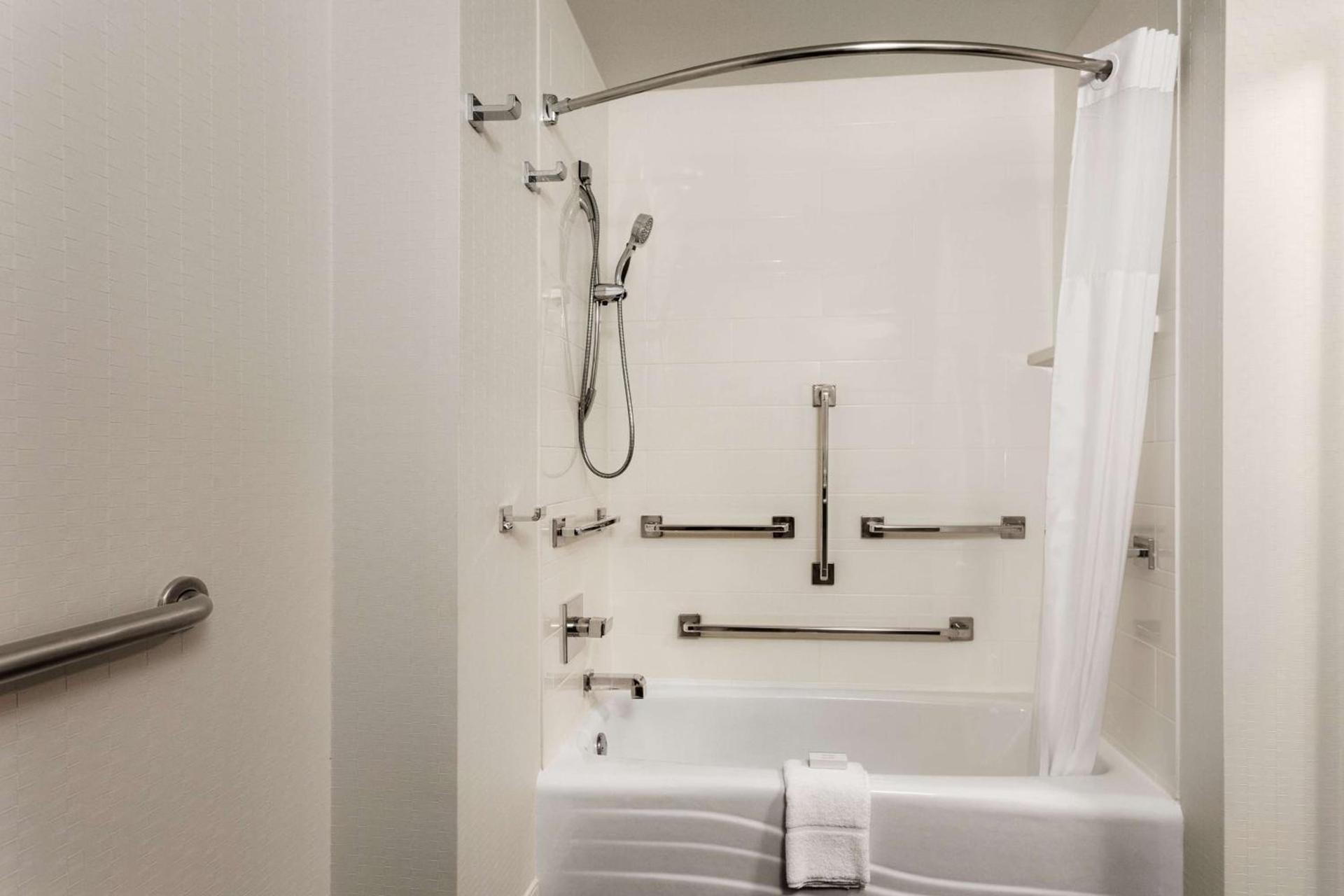Hampton Inn by Hilton Fort Smith photo 16