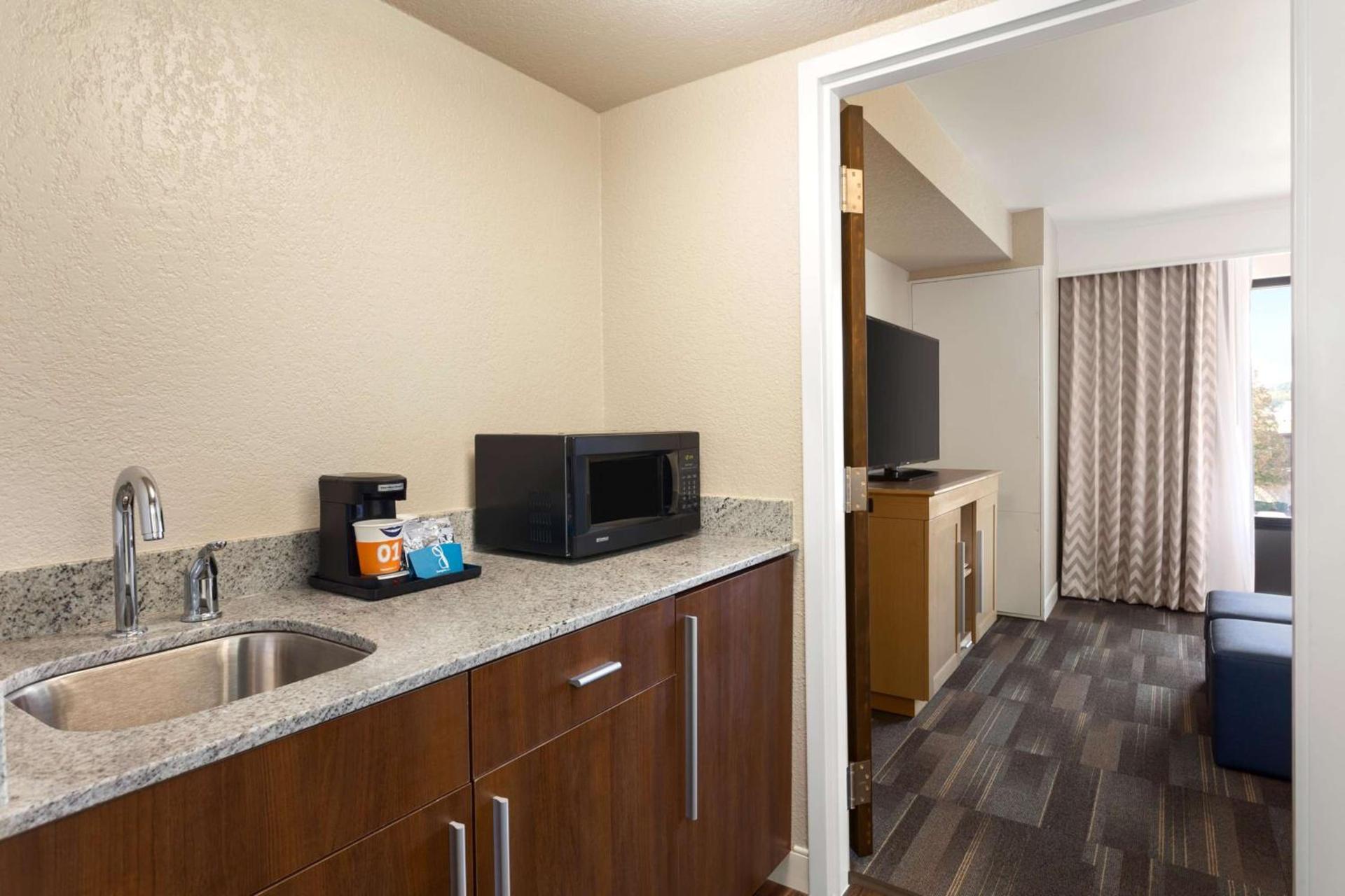Hampton Inn by Hilton Fort Smith photo 41
