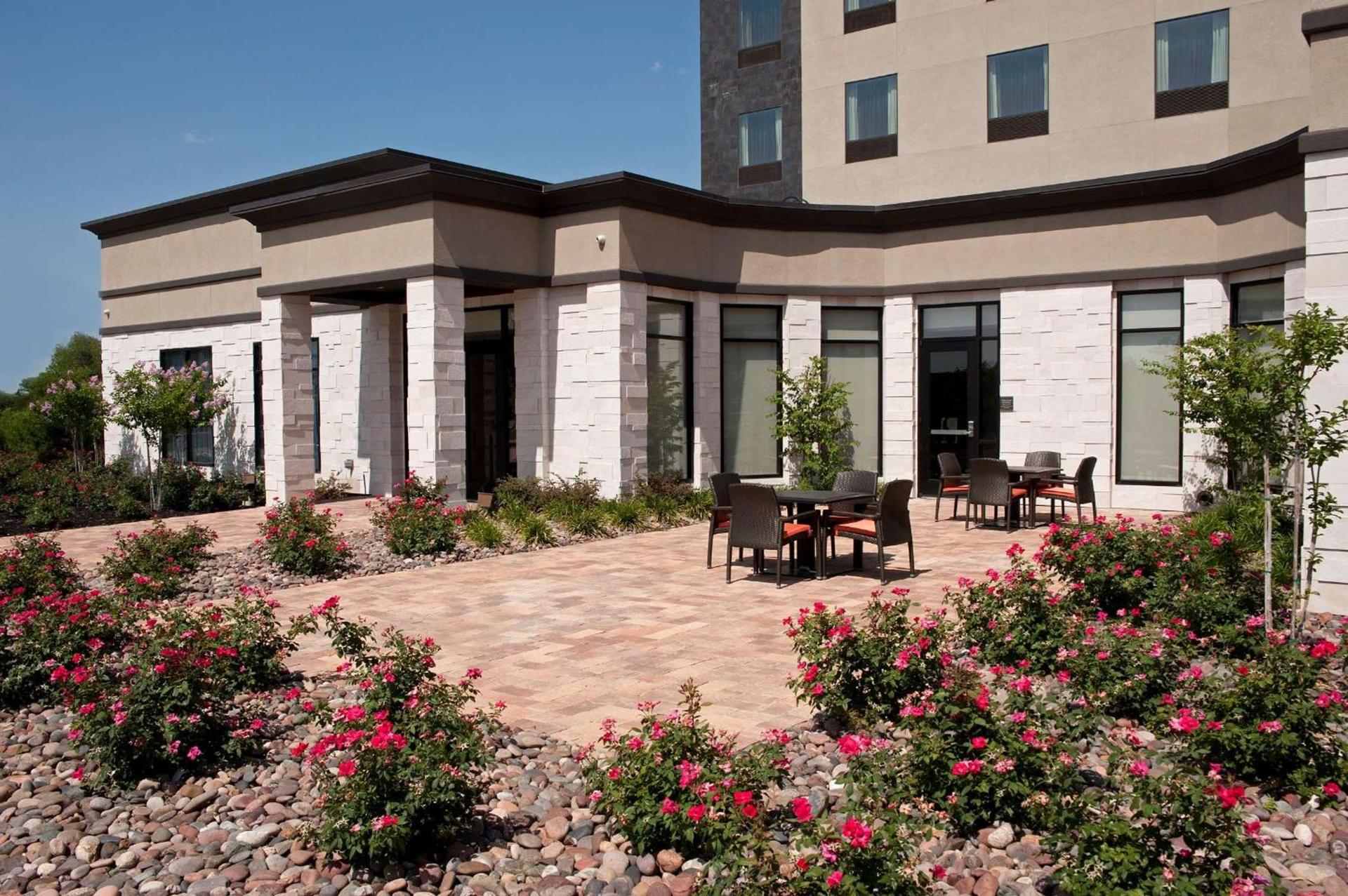 Hilton Garden Inn Ft Worth Alliance Airport photo 3