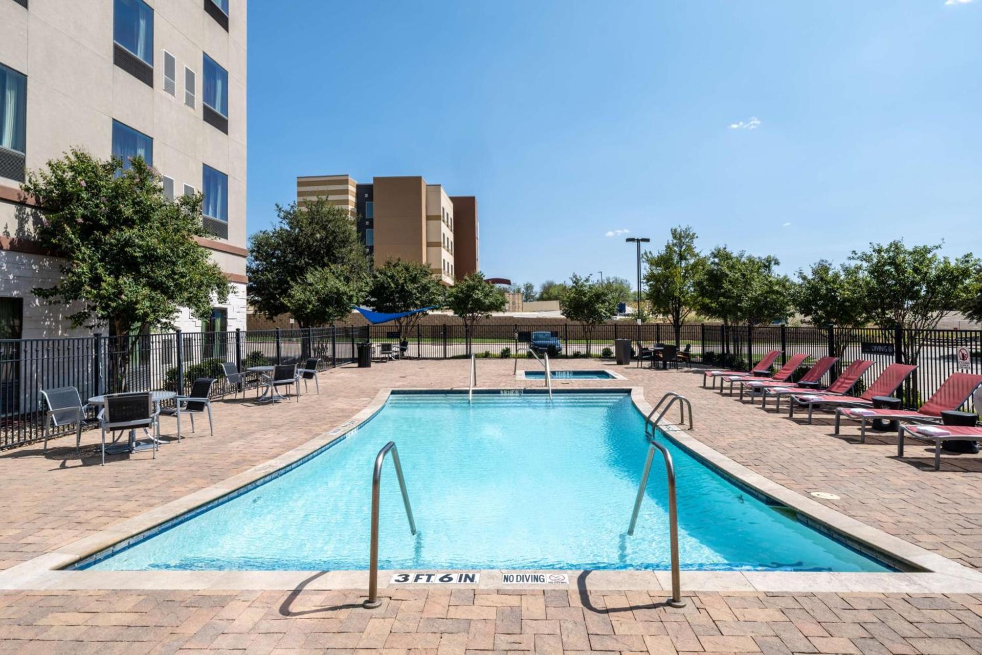 Hilton Garden Inn Ft Worth Alliance Airport photo 14