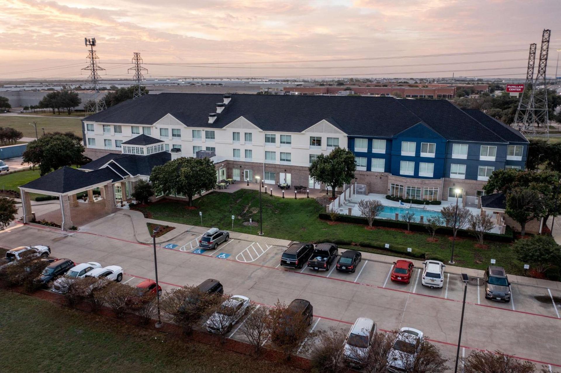 Hilton Garden Inn Fort Worth/Fossil Creek photo 18