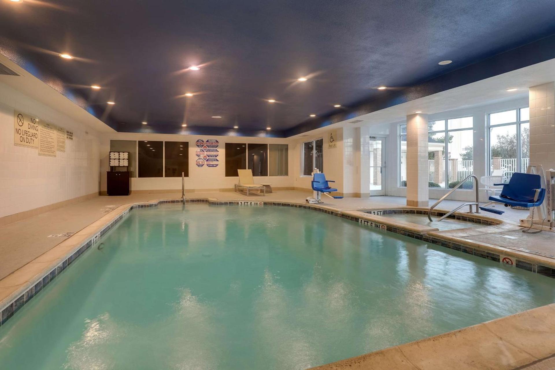 Hilton Garden Inn Fort Worth/Fossil Creek photo 35