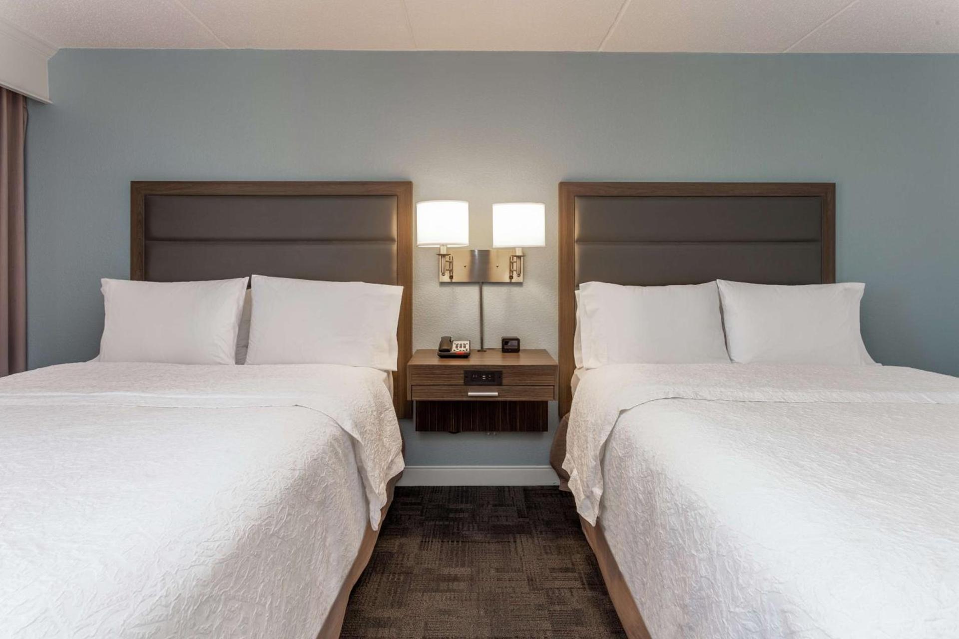 Hampton Inn Groton/Mystic photo 20