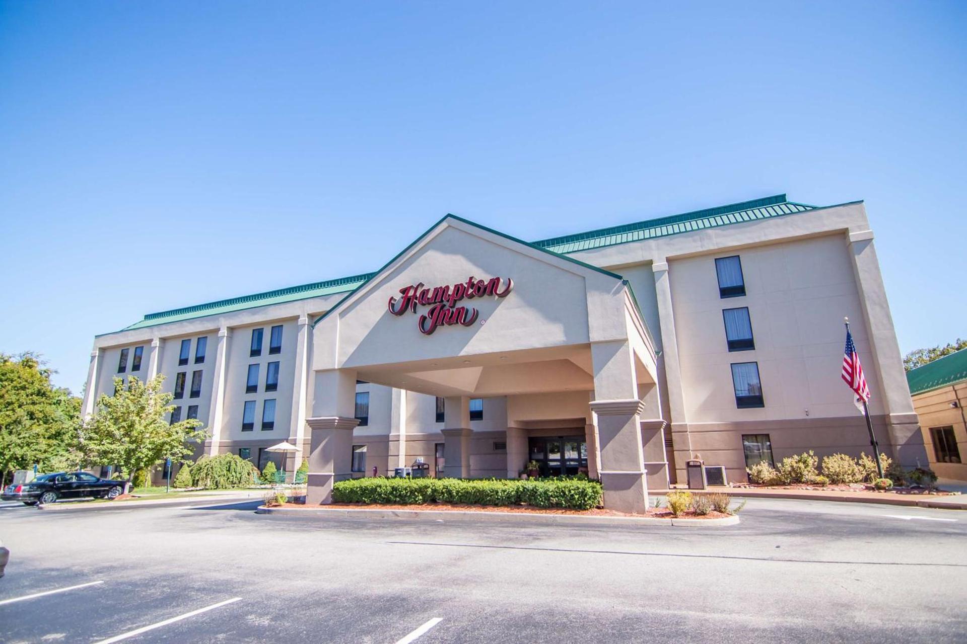 Hampton Inn Groton/Mystic photo 31