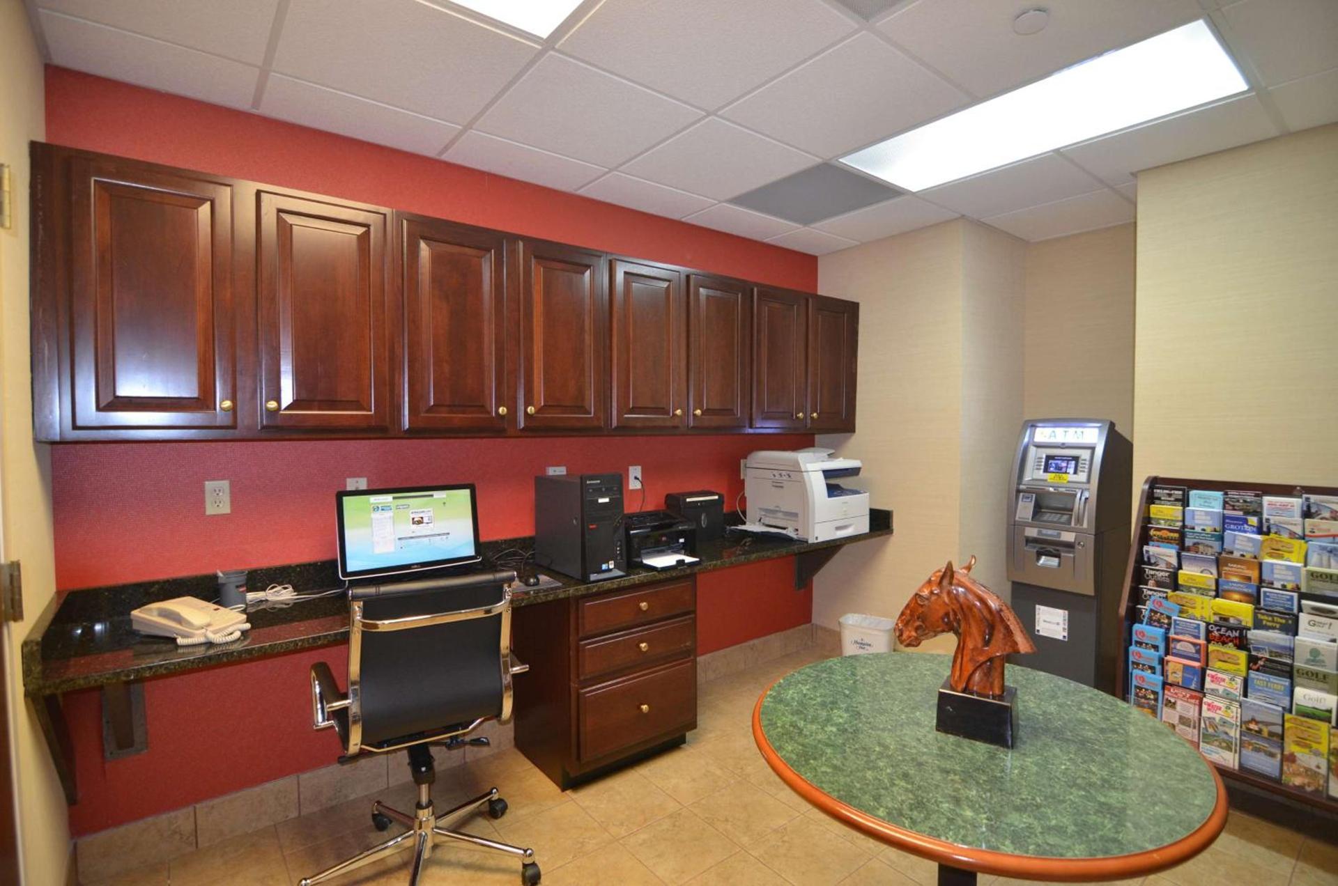 Hampton Inn Groton/Mystic photo 45