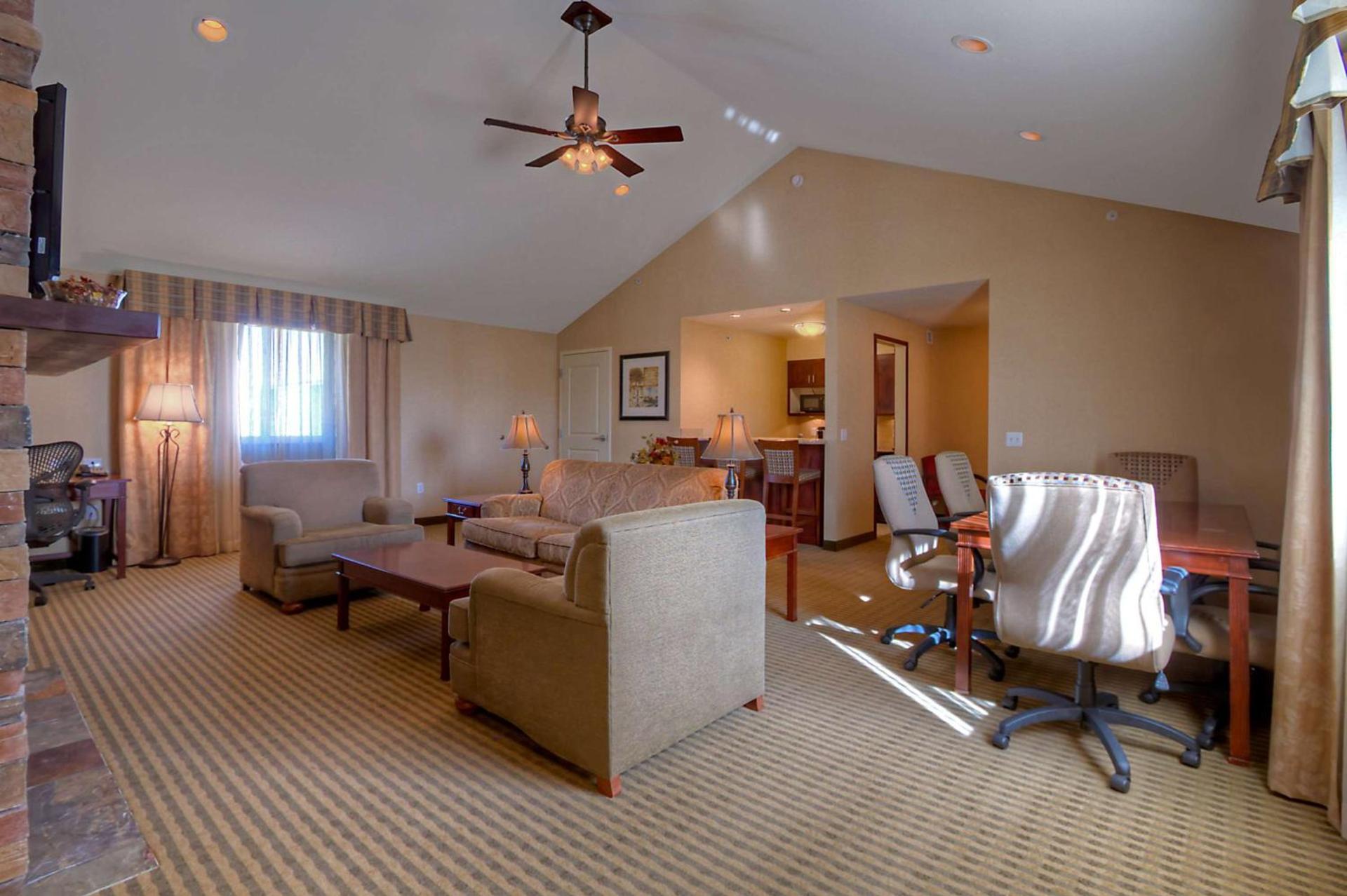Hilton Garden Inn Great Falls photo 42
