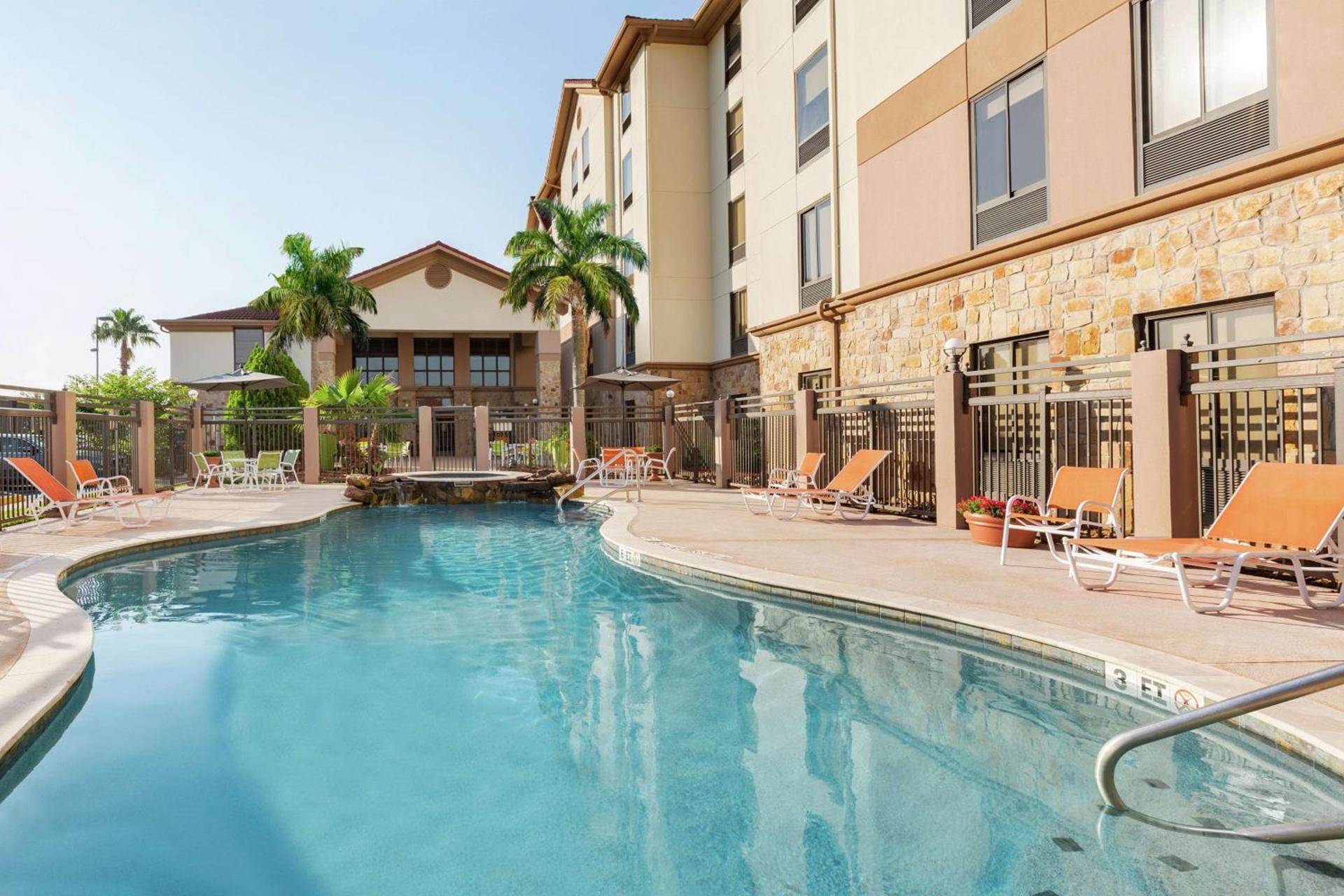 Hampton Inn and Suites Houston Clear Lake NASA photo 6