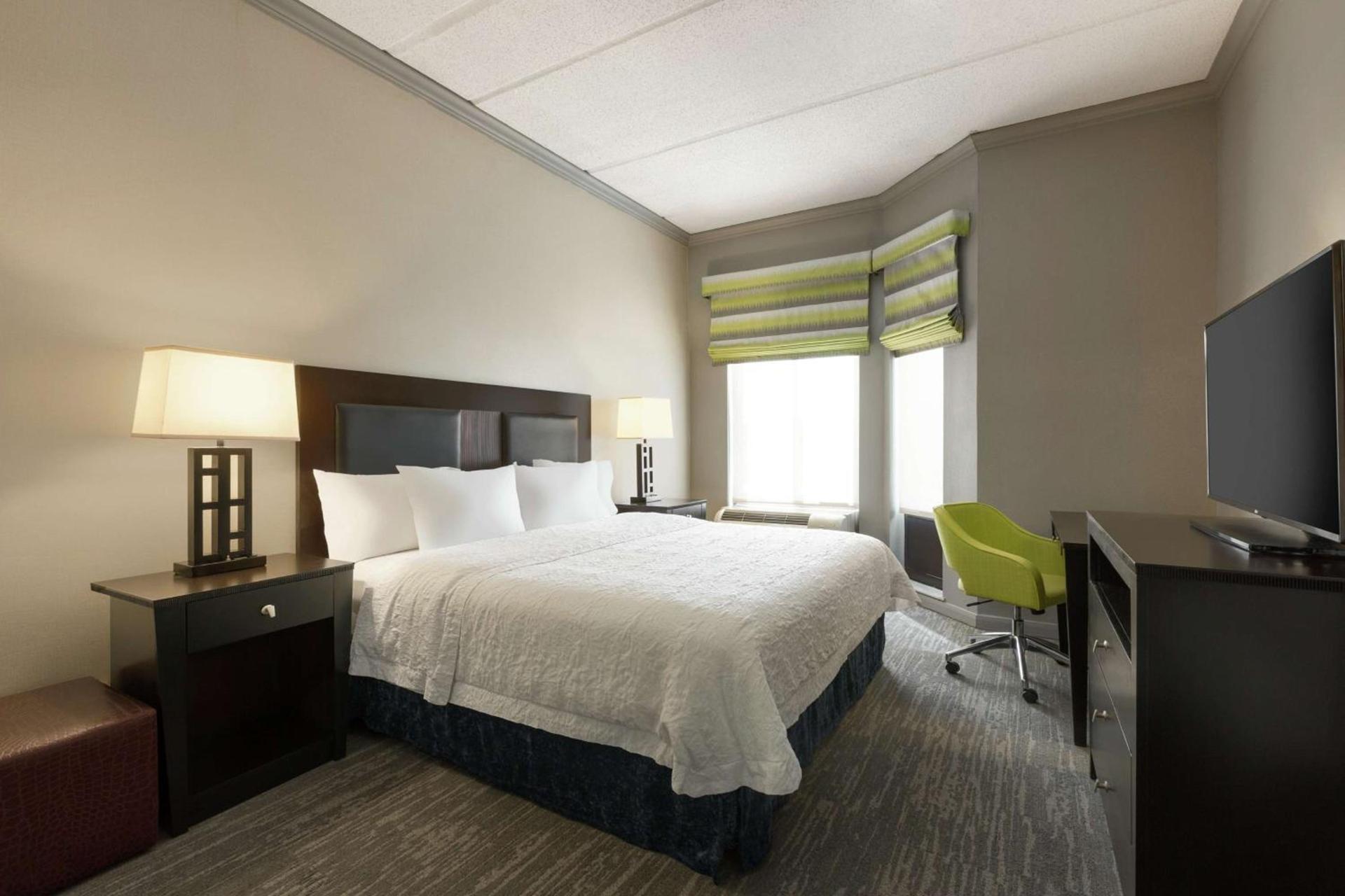 Hampton Inn and Suites Houston Clear Lake NASA photo 20