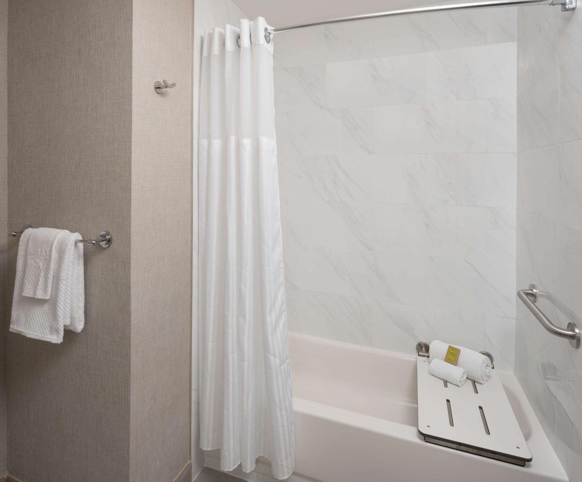 Hilton Houston North photo 20