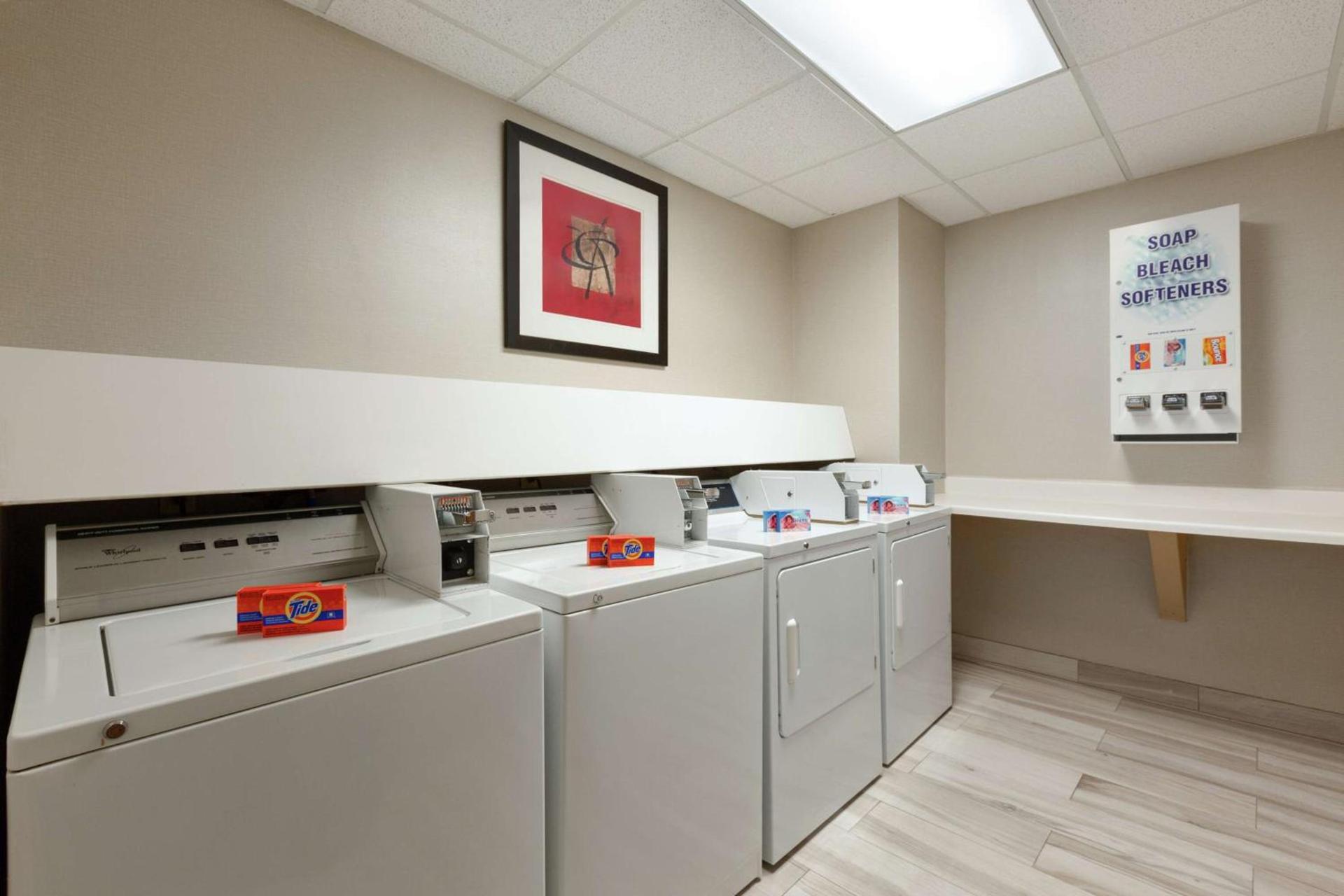 Hampton Inn and Suites Houston Clear Lake NASA photo 38