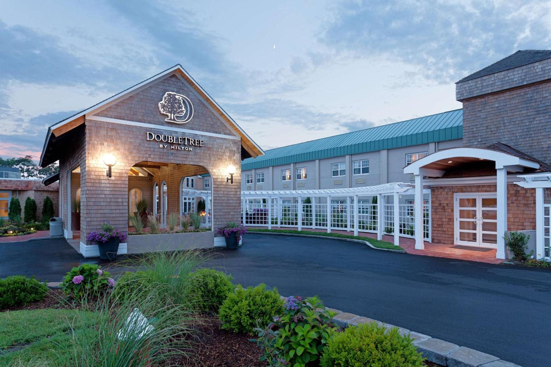 DoubleTree by Hilton Cape Cod - Hyannis photo 3