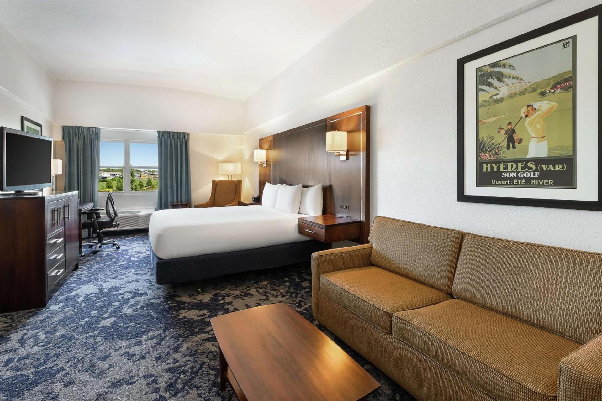 DoubleTree by Hilton Cape Cod - Hyannis photo 43
