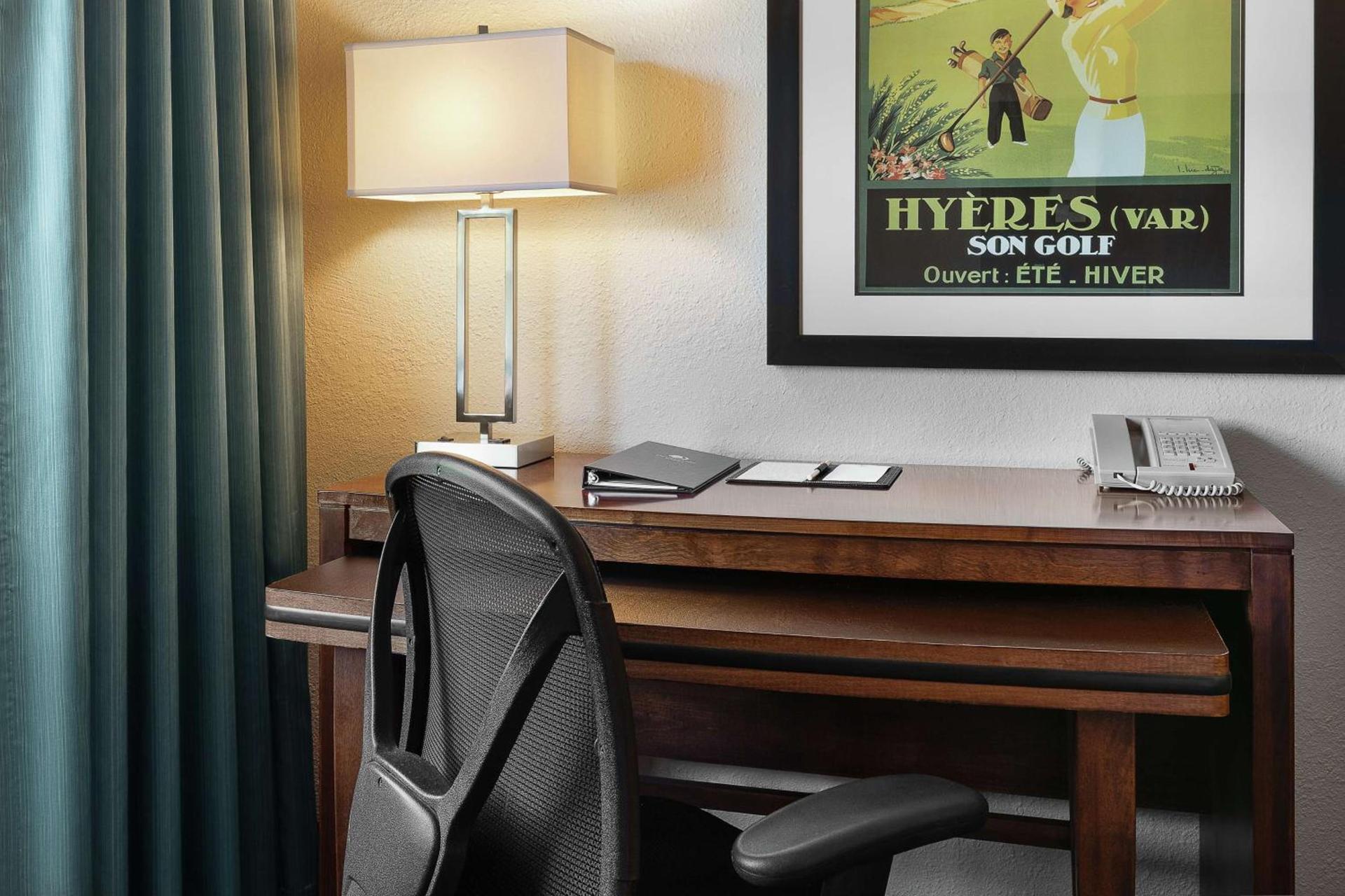 DoubleTree by Hilton Cape Cod - Hyannis photo 44