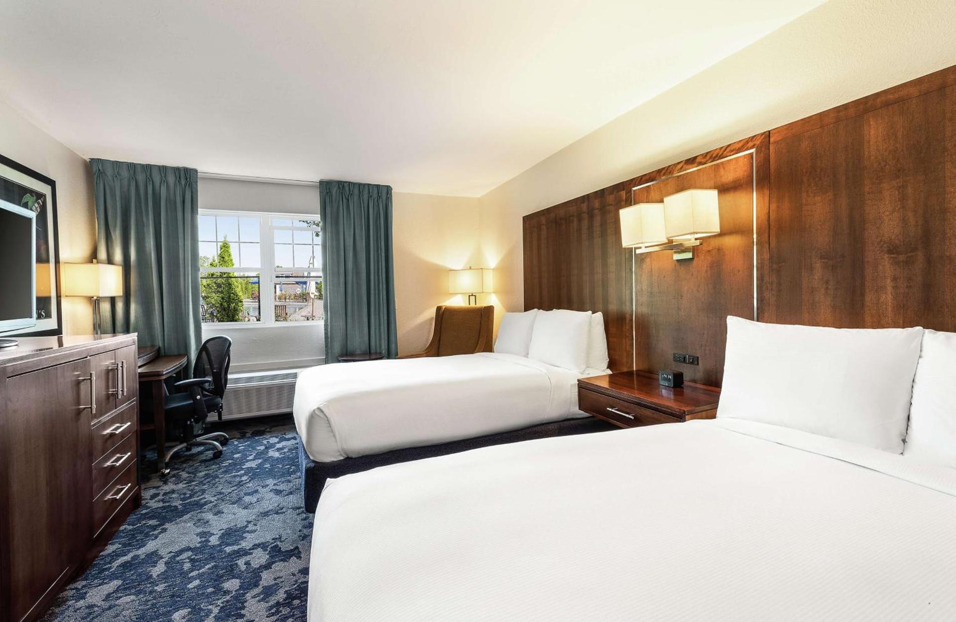 DoubleTree by Hilton Cape Cod - Hyannis photo 47