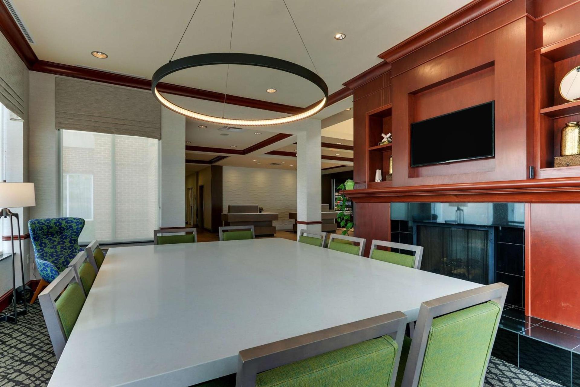 Hilton Garden Inn Indianapolis Airport photo 6
