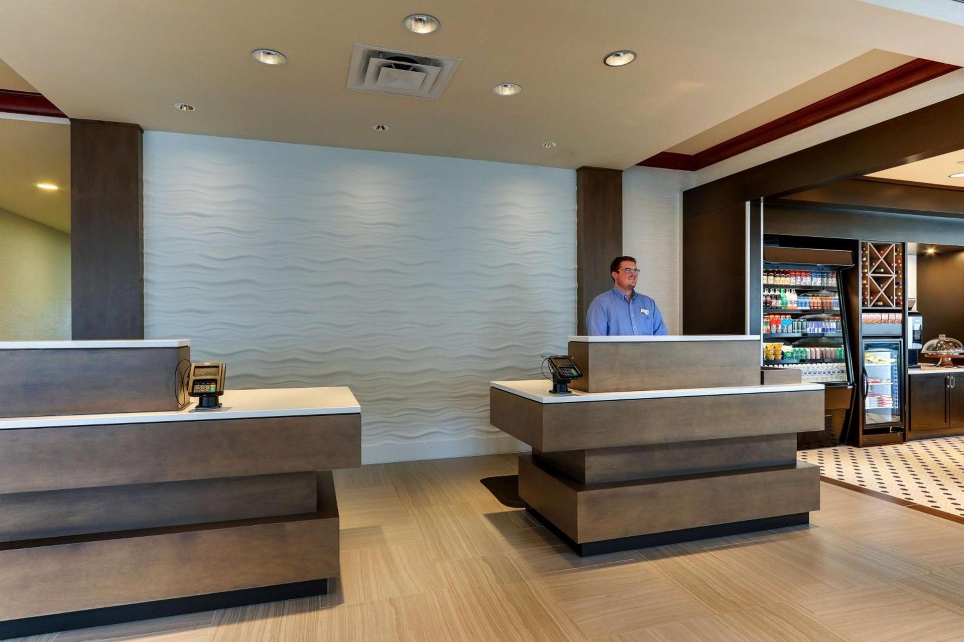 Hilton Garden Inn Indianapolis Airport photo 14