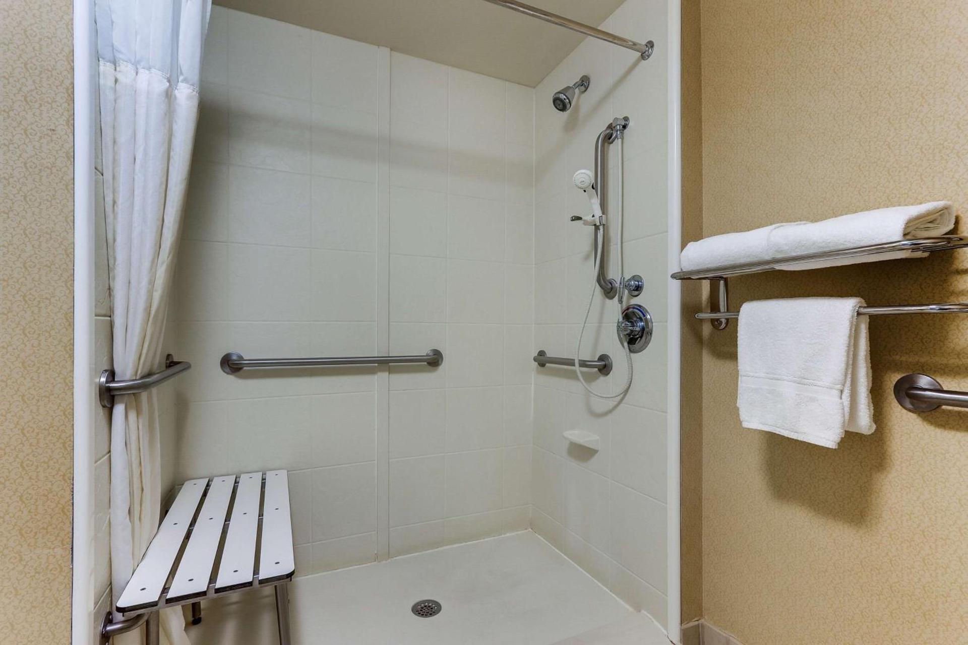 Hilton Garden Inn Indianapolis Airport photo 44