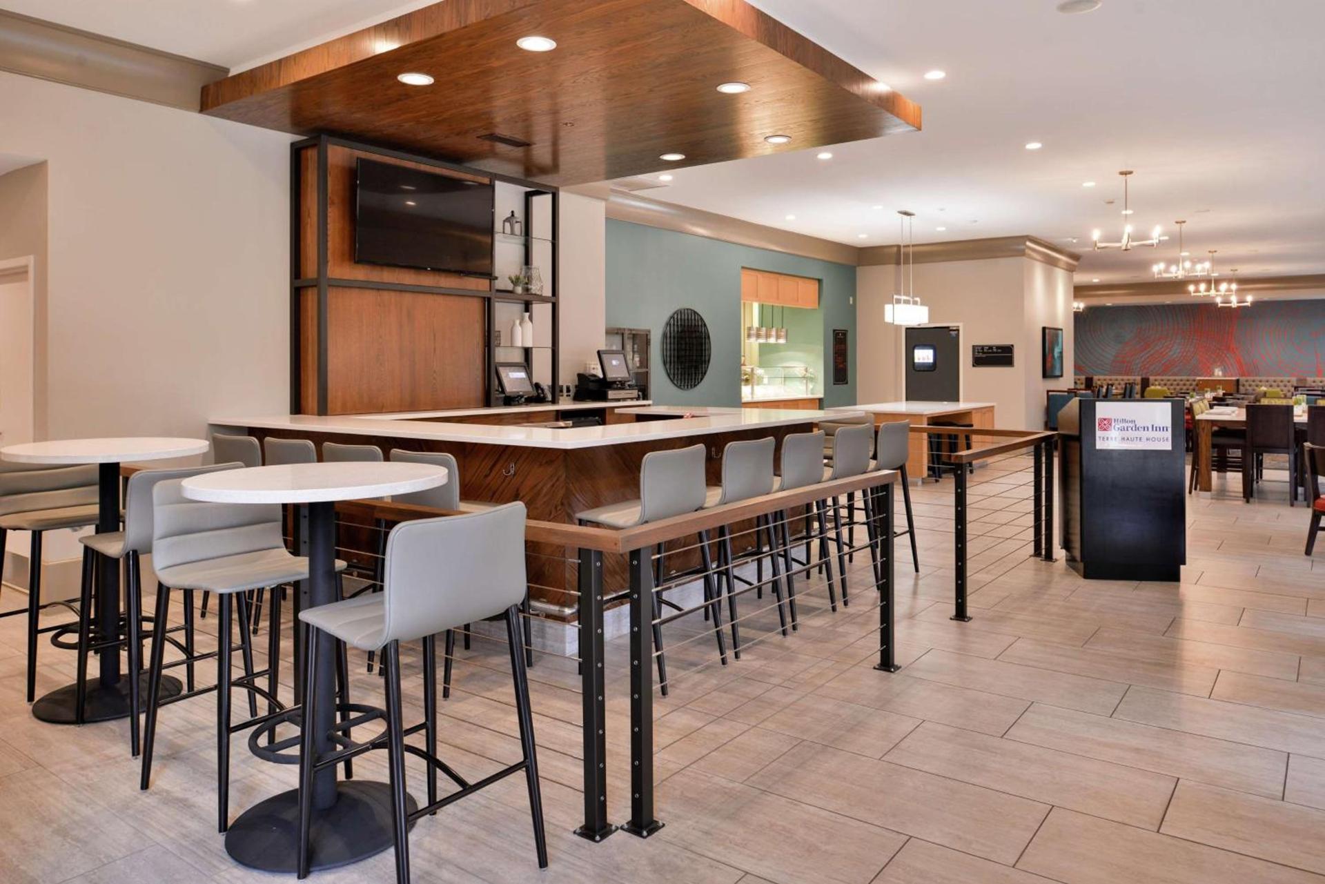 Hilton Garden Inn Terre Haute photo 61