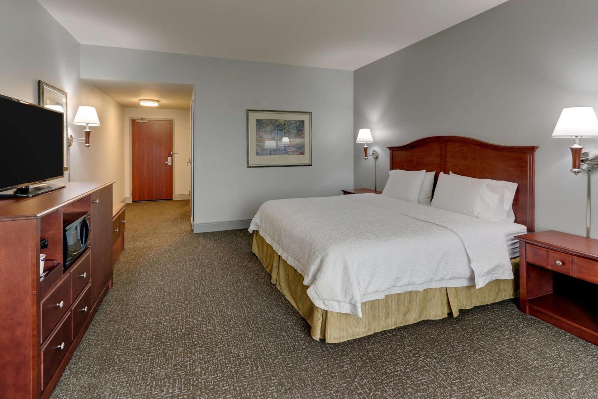 Hampton Inn & Suites Indianapolis-Airport photo 46