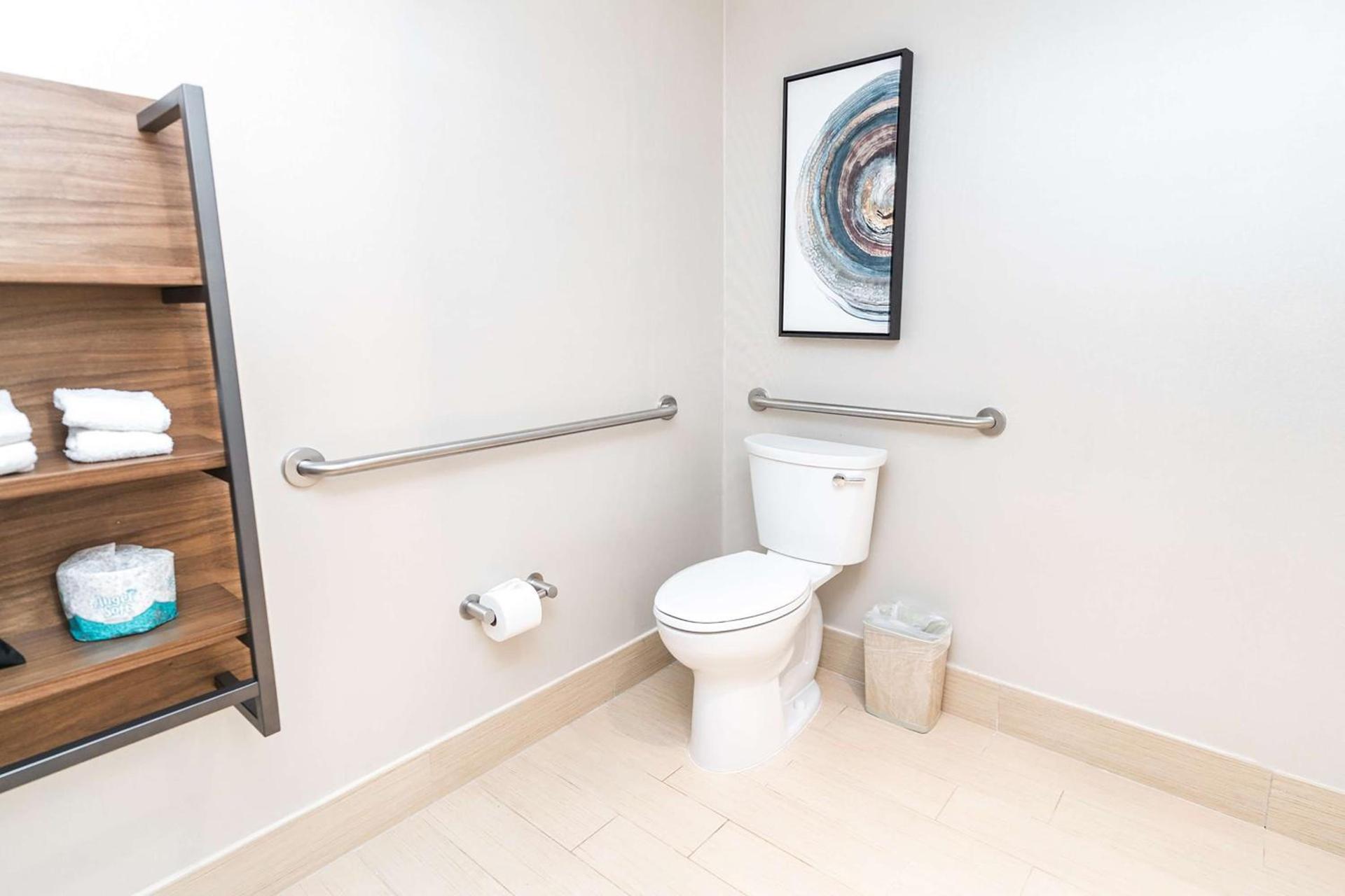 Hilton Garden Inn Fairfax photo 27