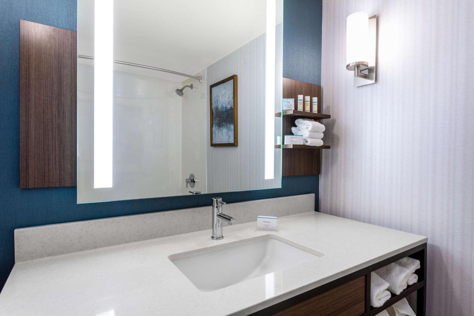 Hilton Garden Inn Islip/MacArthur Airport photo 18