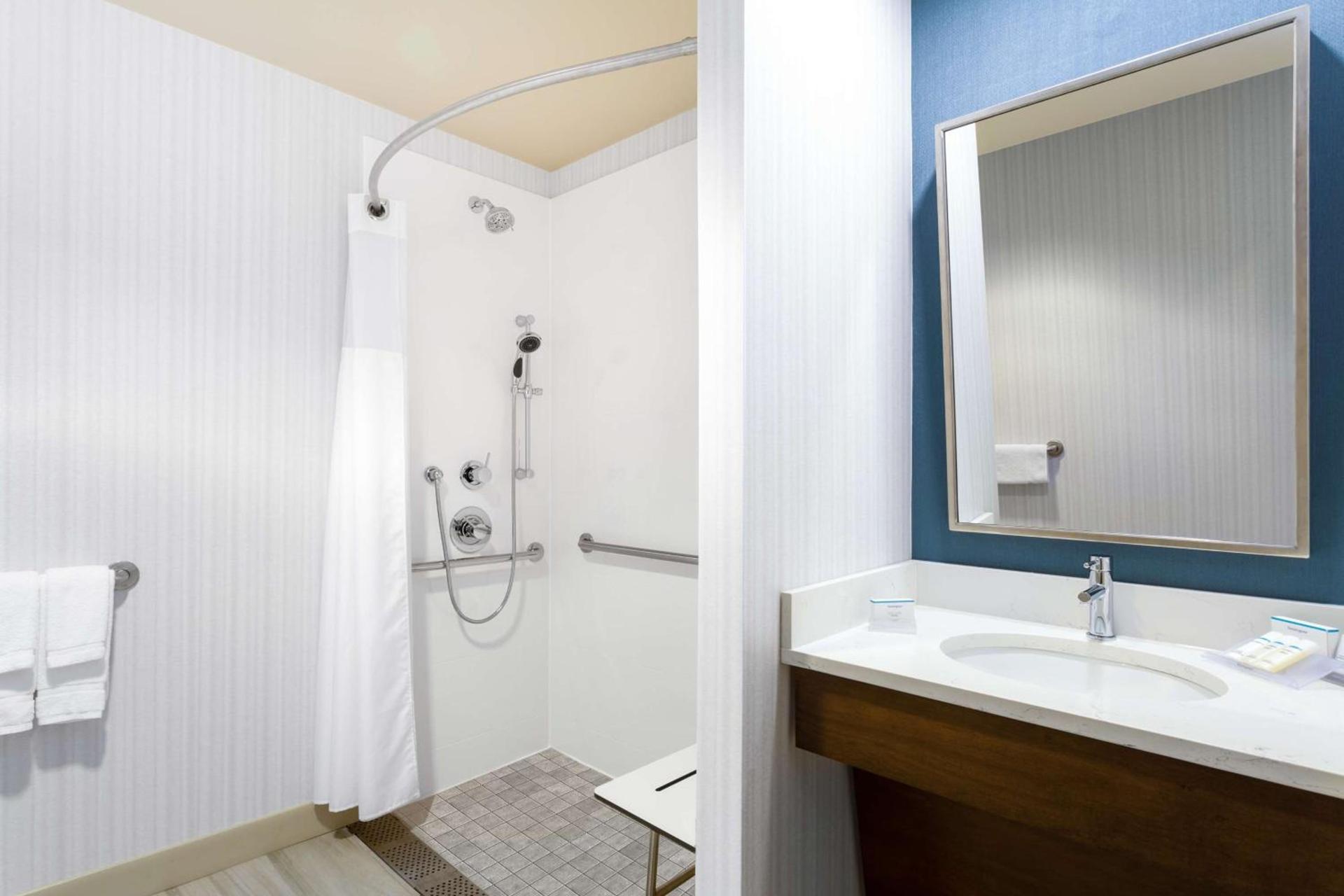 Hilton Garden Inn Islip/MacArthur Airport photo 21