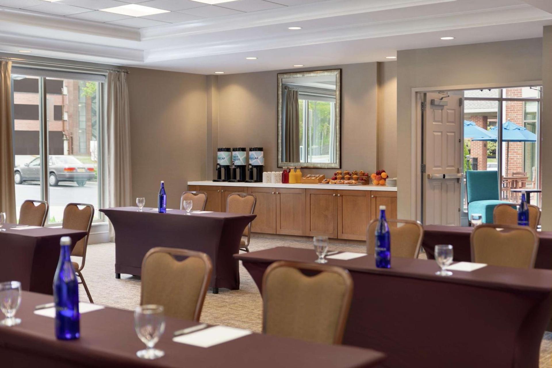 Hilton Garden Inn Stony Brook photo 37