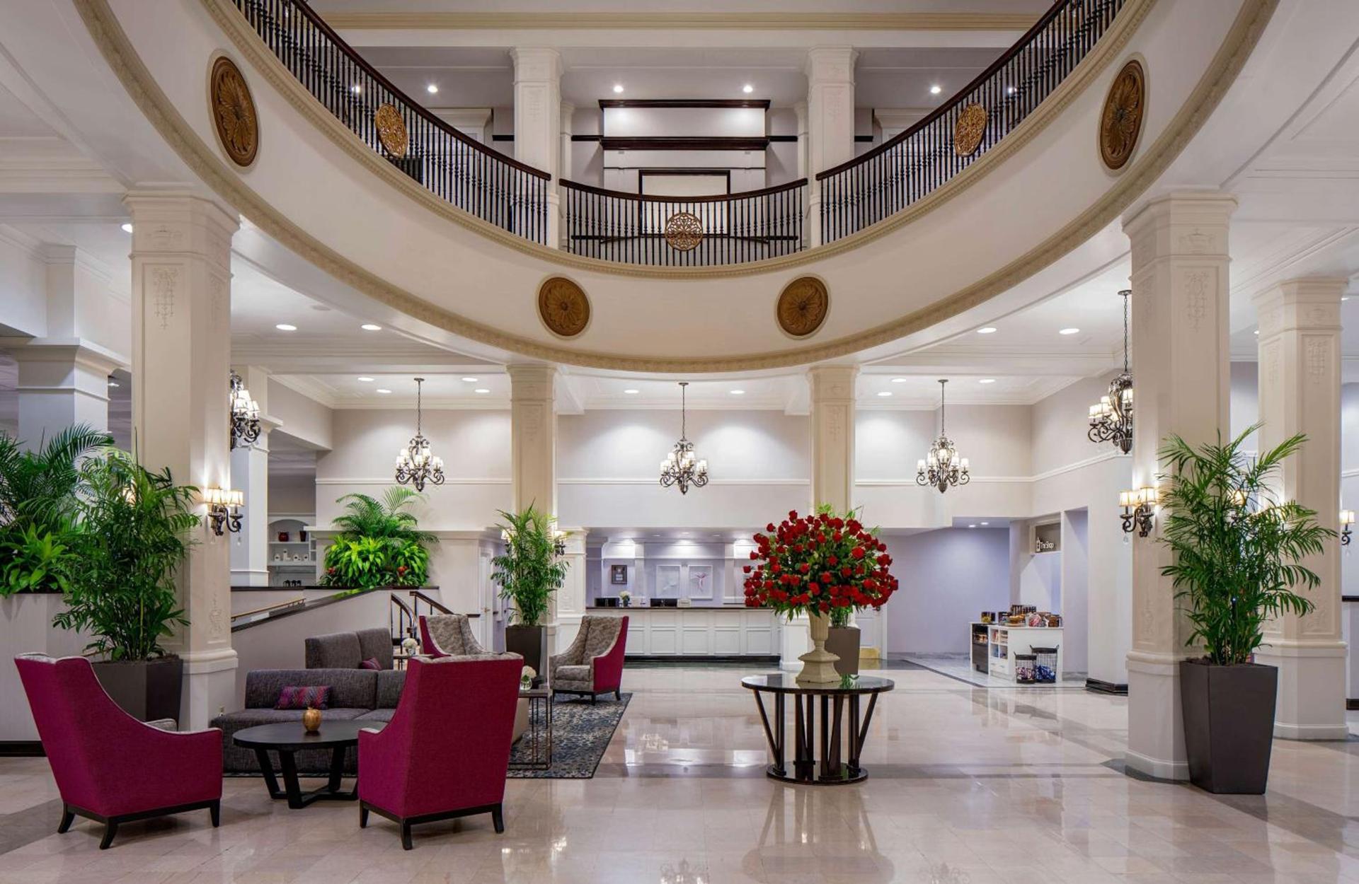 Hilton Garden Inn Jackson Downtown photo 2