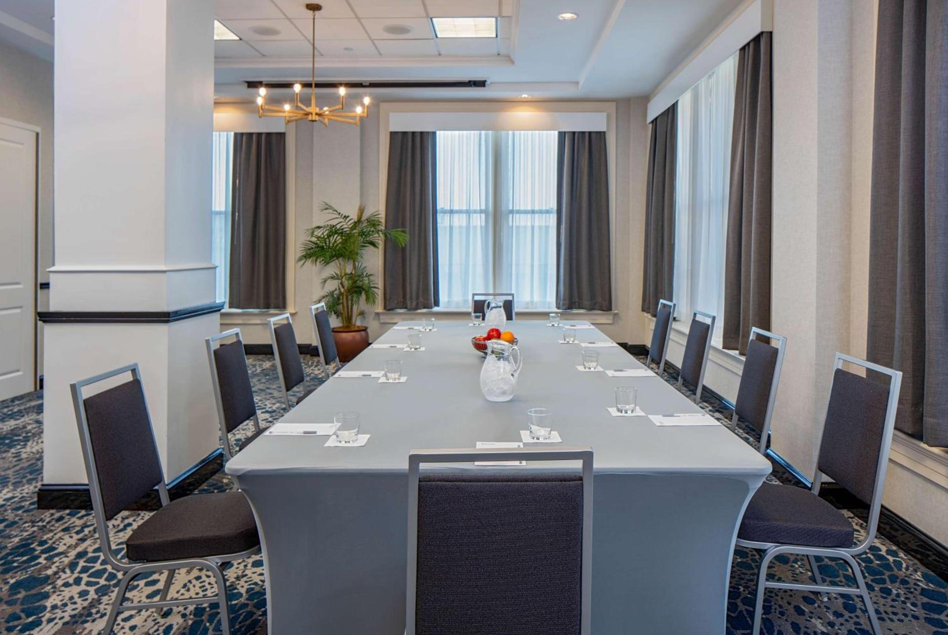 Hilton Garden Inn Jackson Downtown photo 36