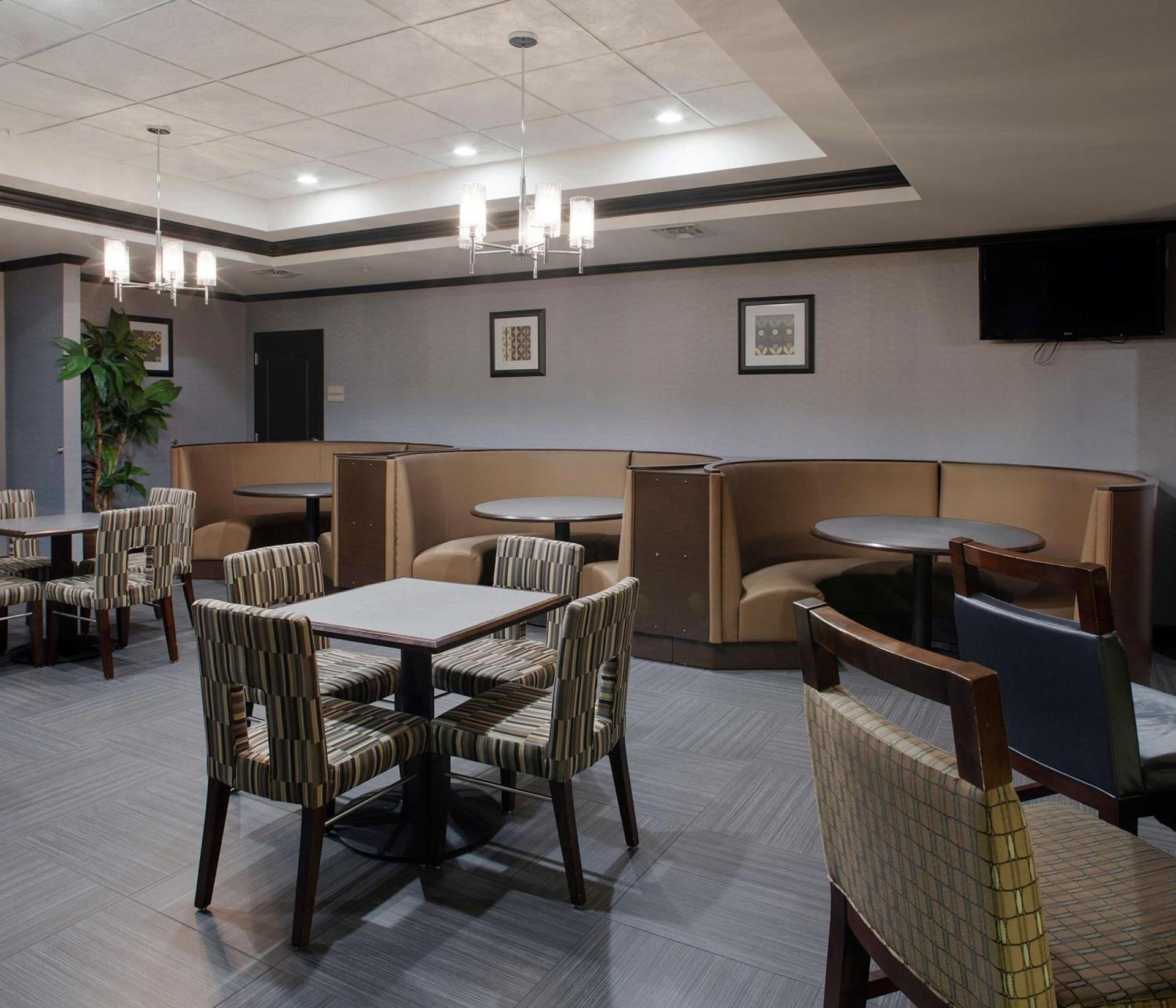 Hilton Garden Inn Jonesboro photo 62