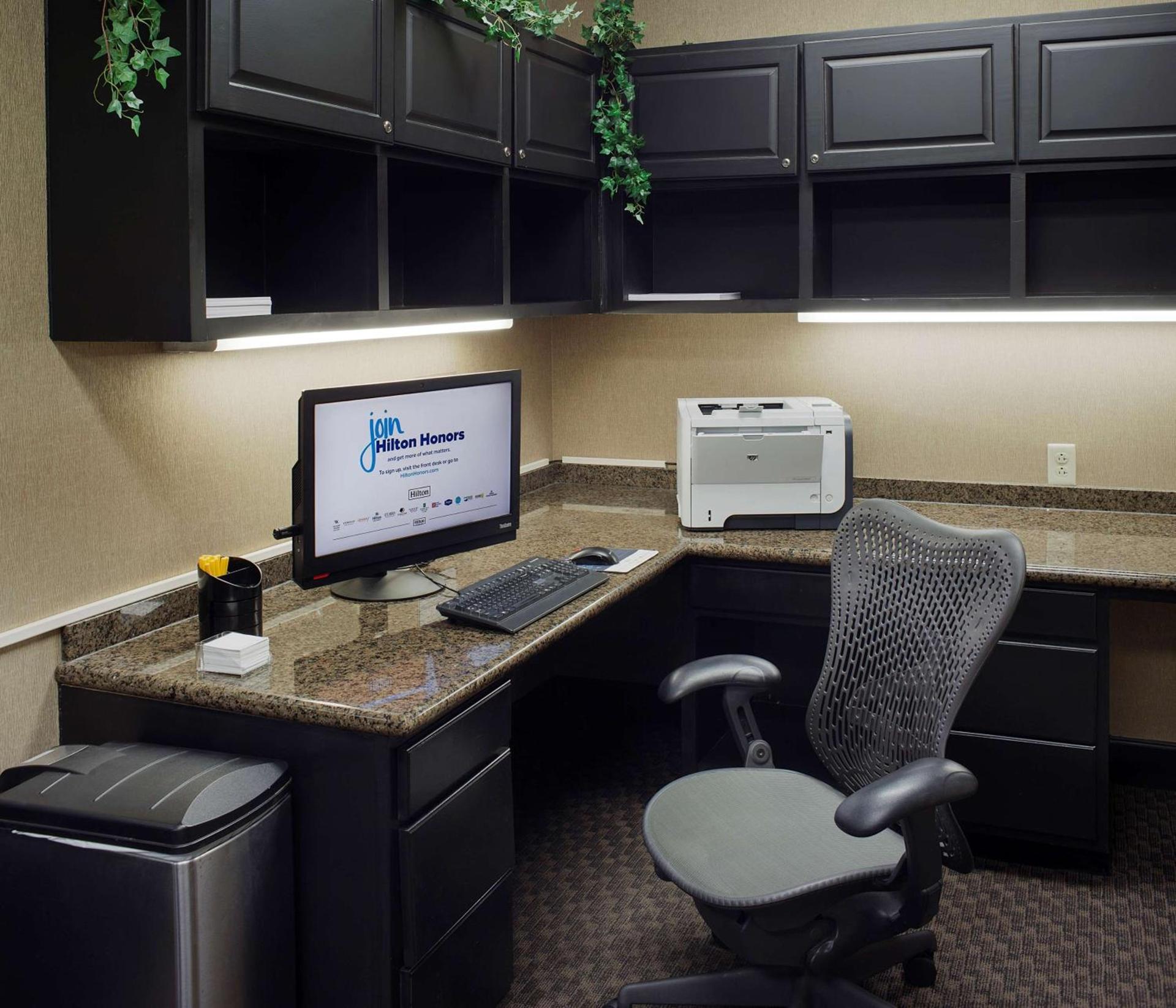 Hilton Garden Inn Jonesboro photo 66